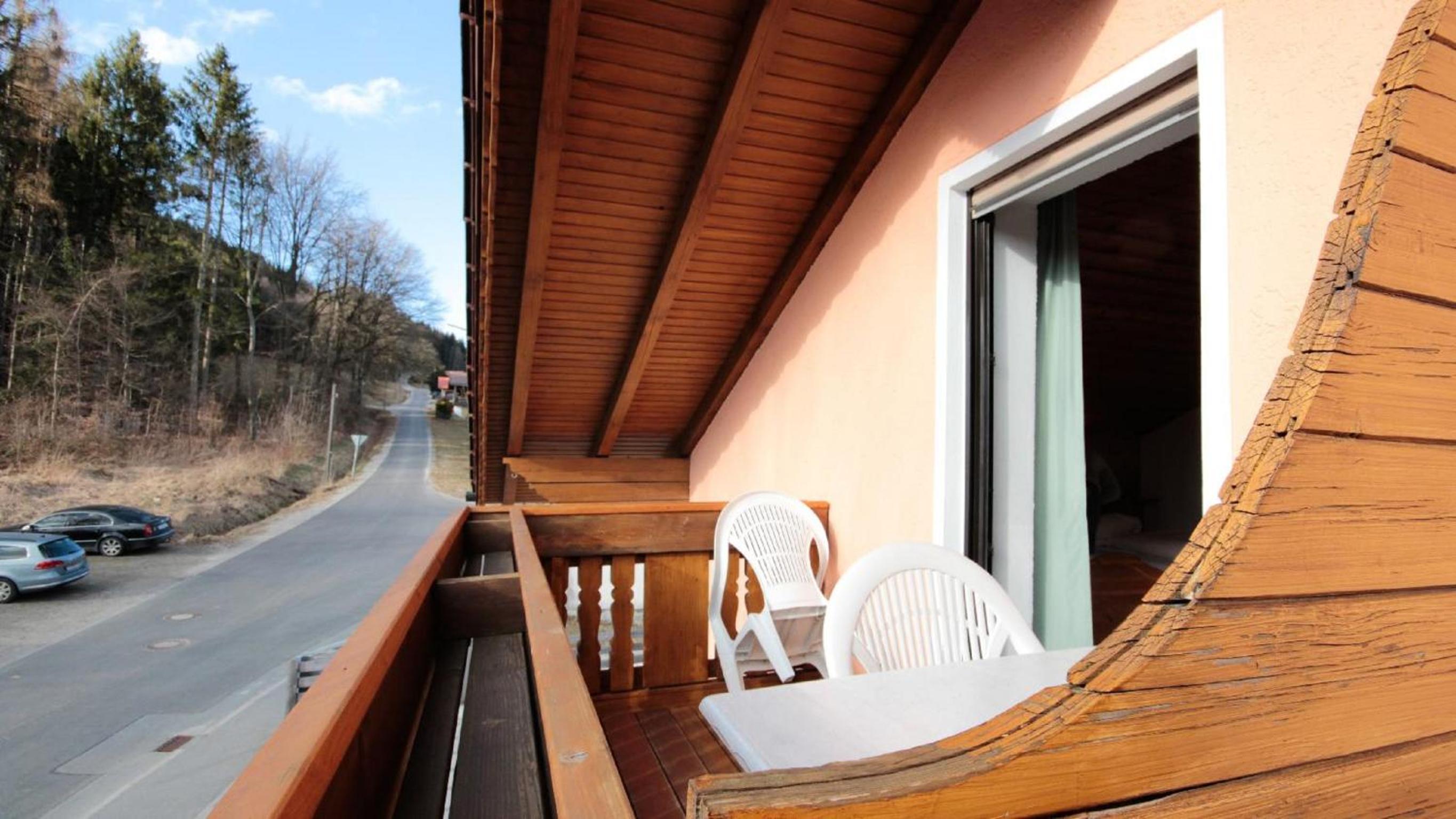 Double or Twin Room with Balcony photo 2
