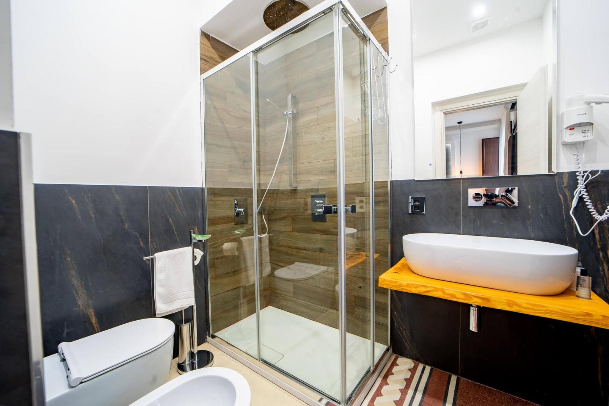 Junior Suite - Photo 16
