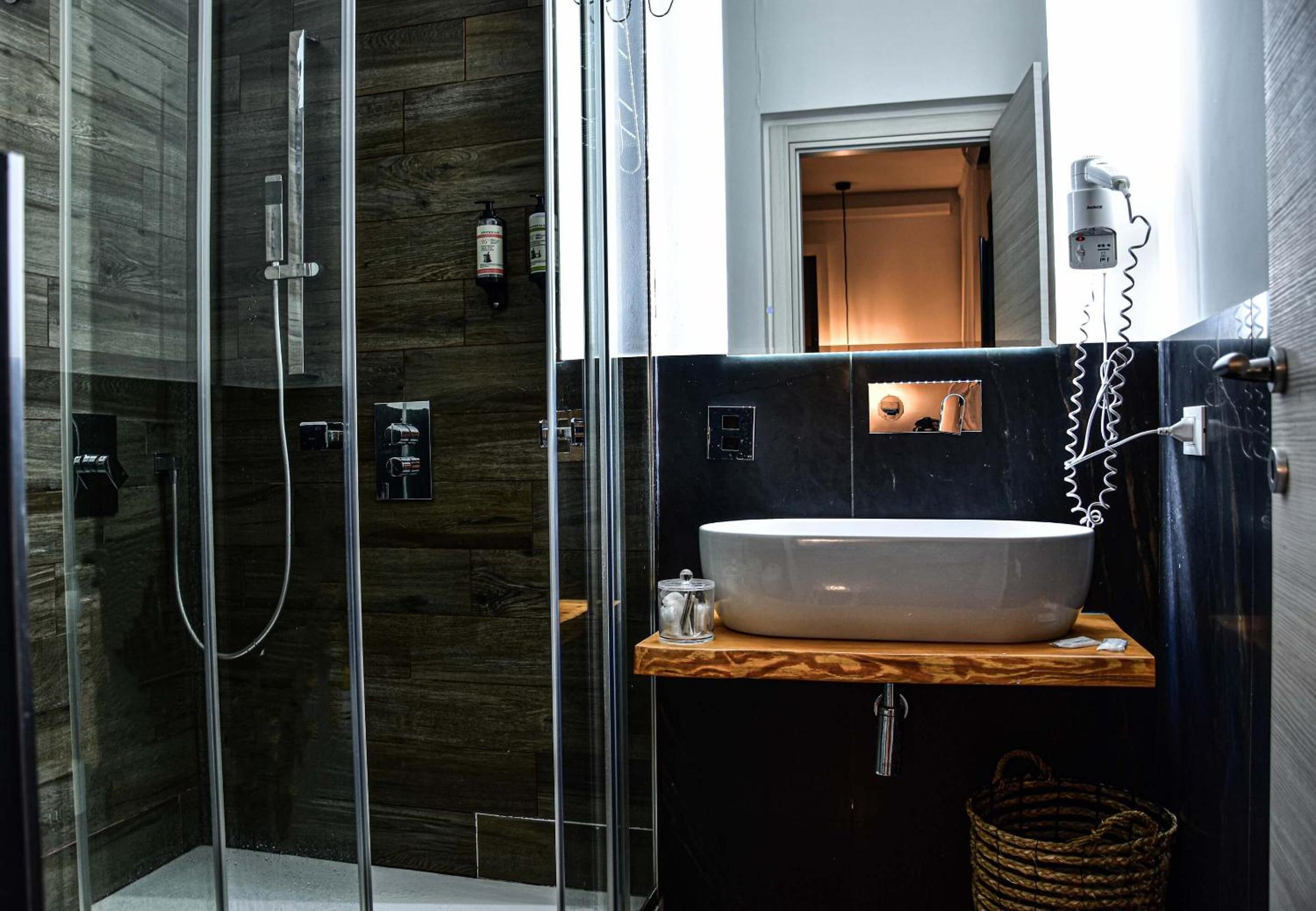 Junior Suite - Photo 14