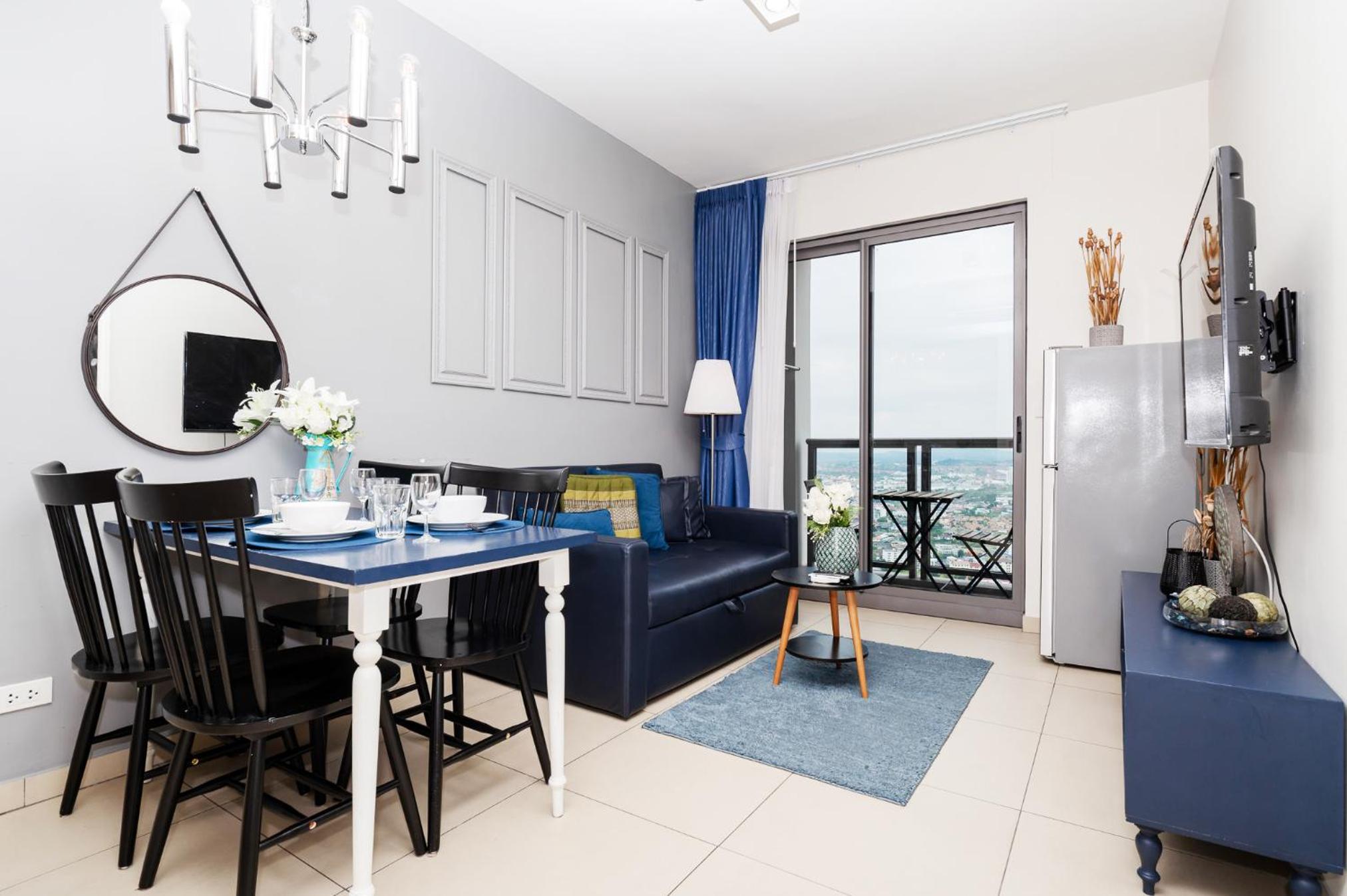 One-Bedroom Apartment - Photo 4