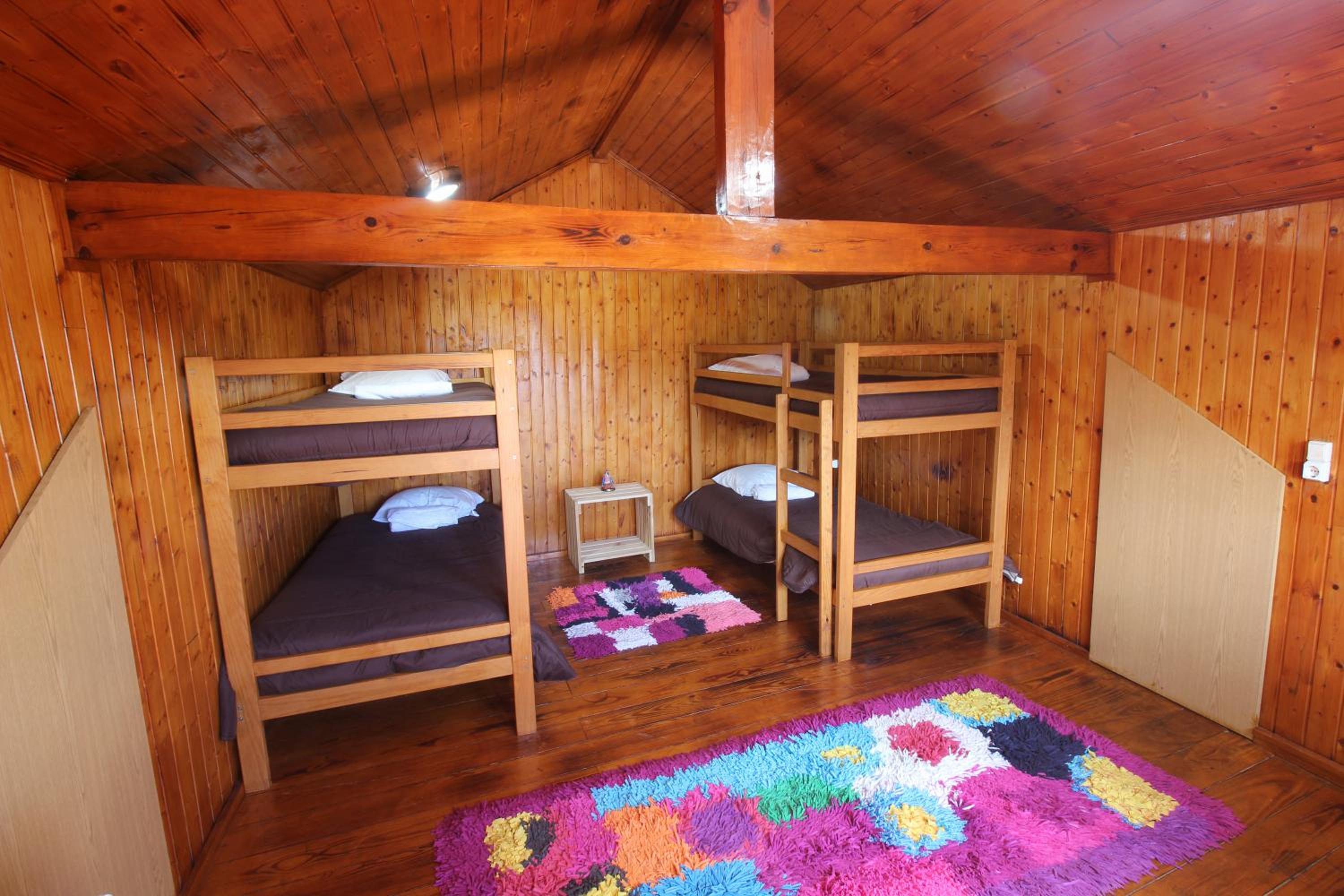 Five-Bedroom House - Photo 14