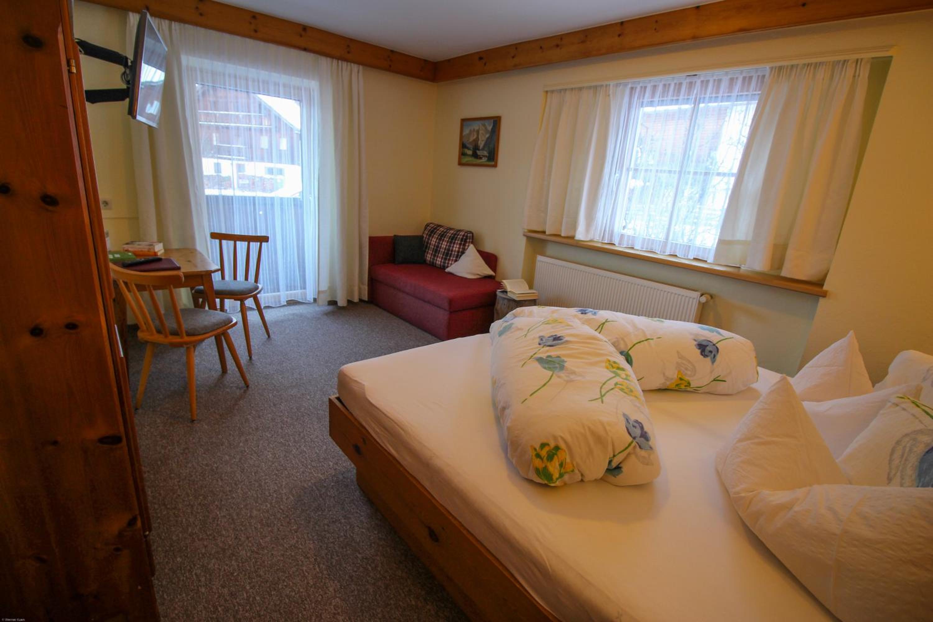 Family Room photo 2