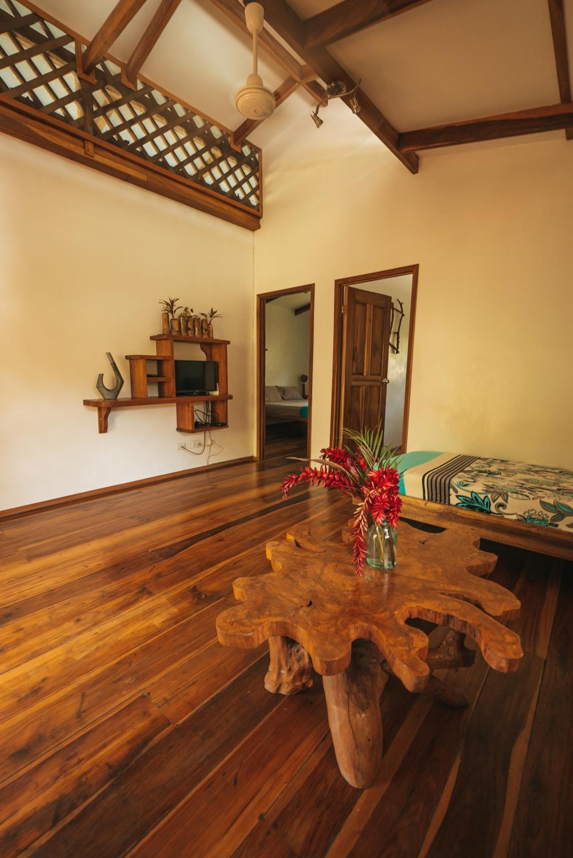 Two-Bedroom Bungalow photo 1