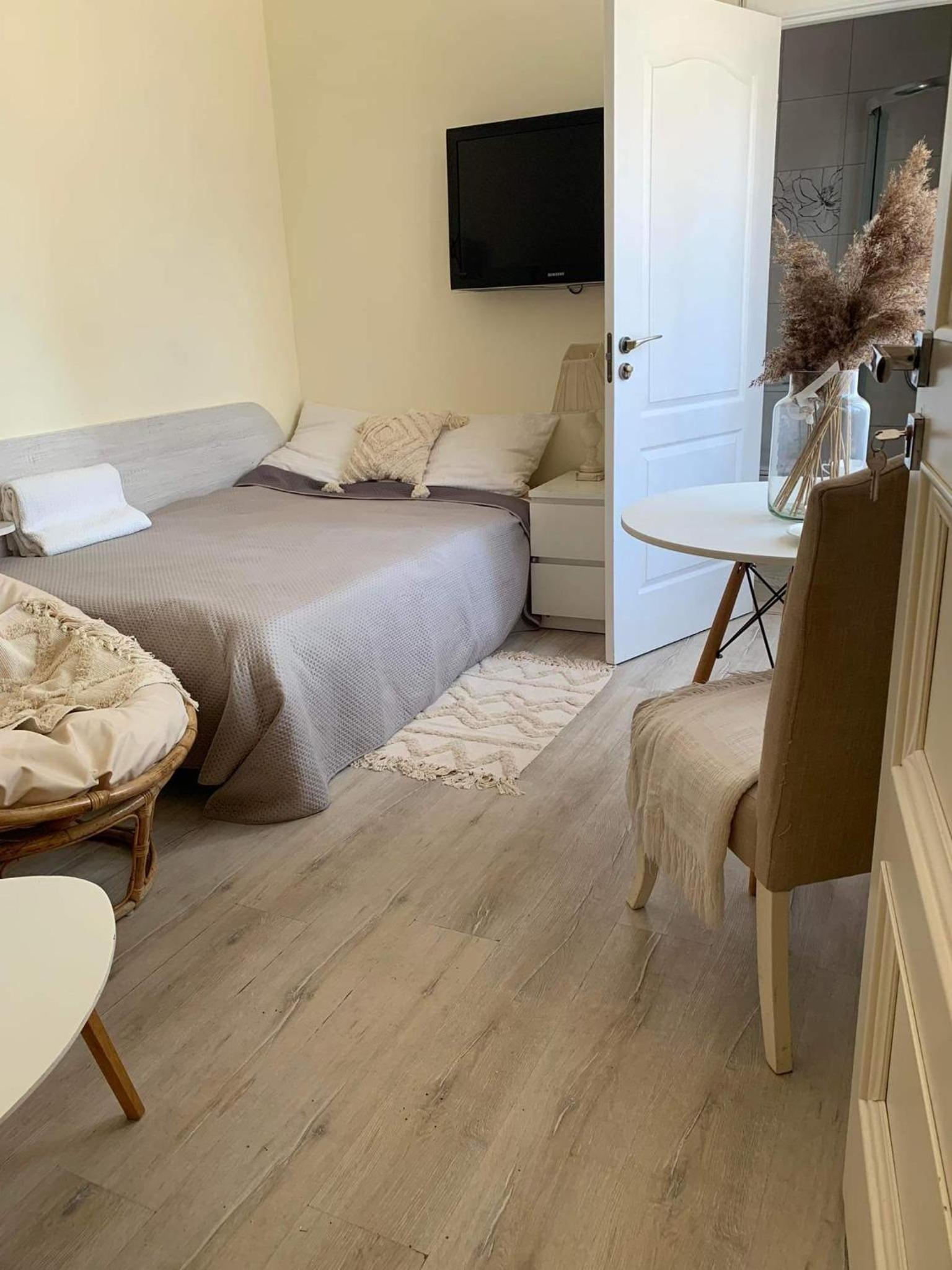 Standard Double Room photo 1