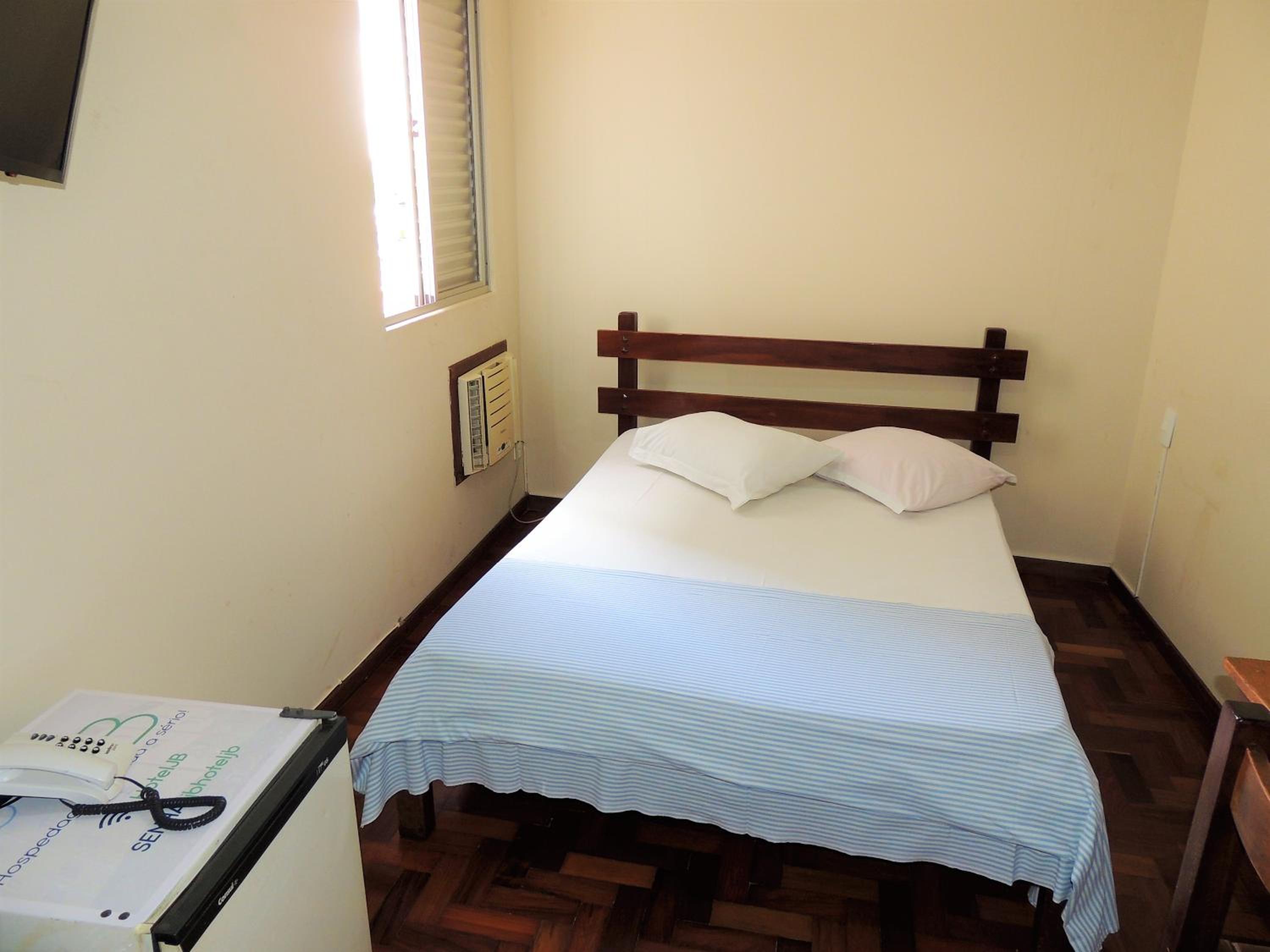 Budget Double Room photo 1