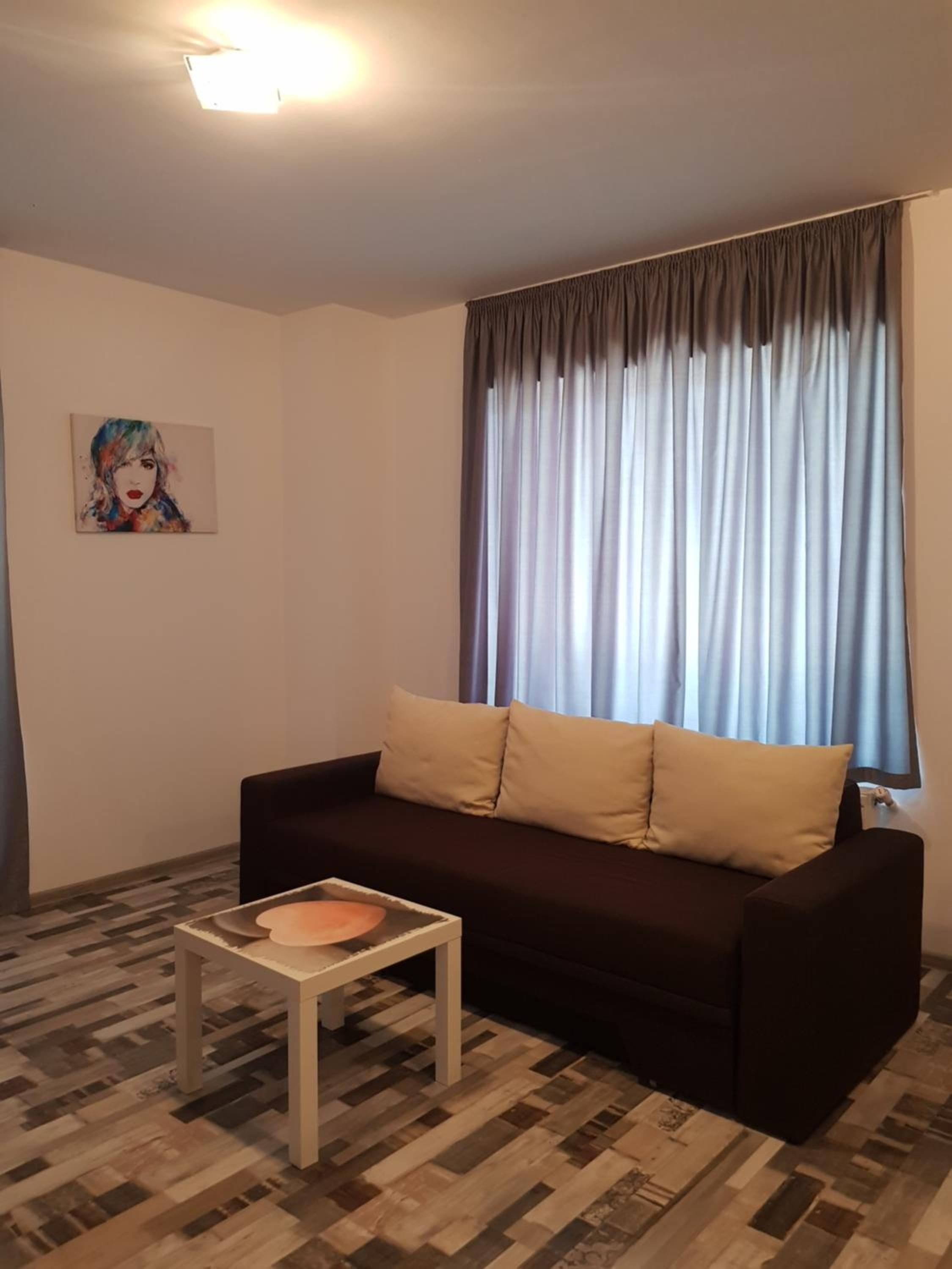 One-Bedroom Apartment - Photo 17