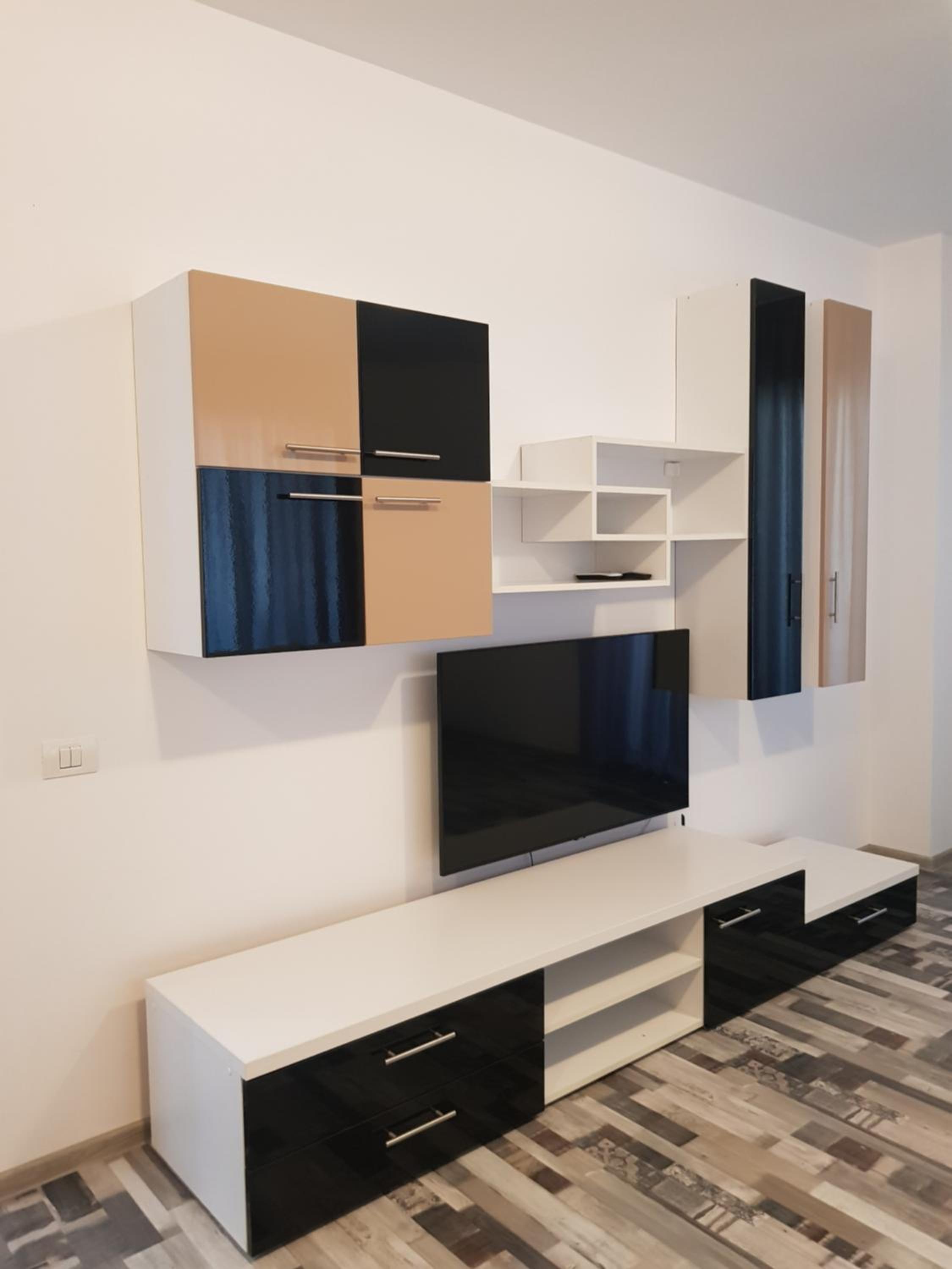One-Bedroom Apartment - Photo 19