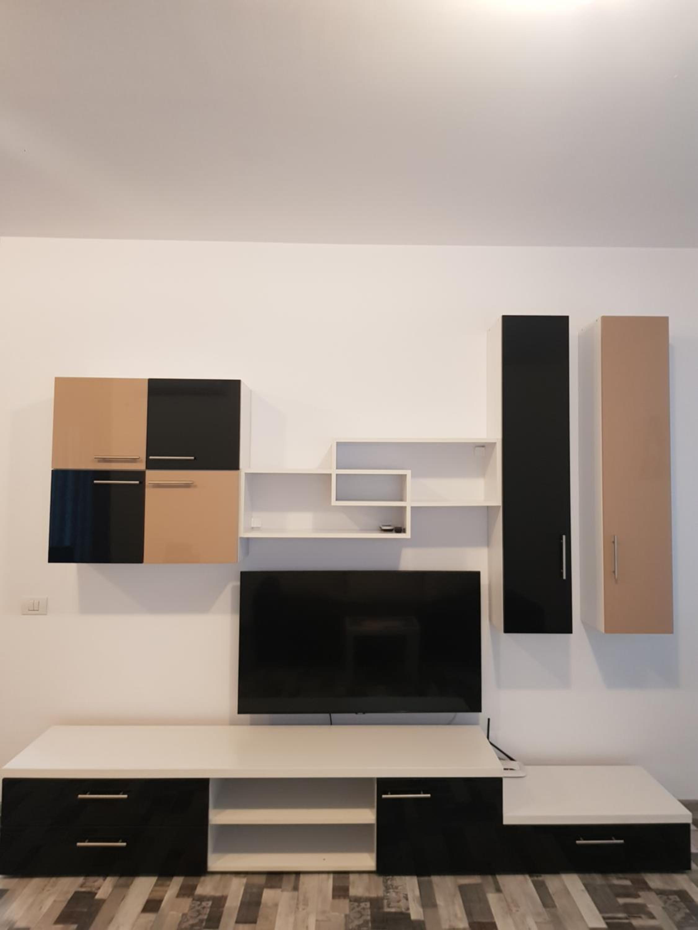 One-Bedroom Apartment - Photo 20