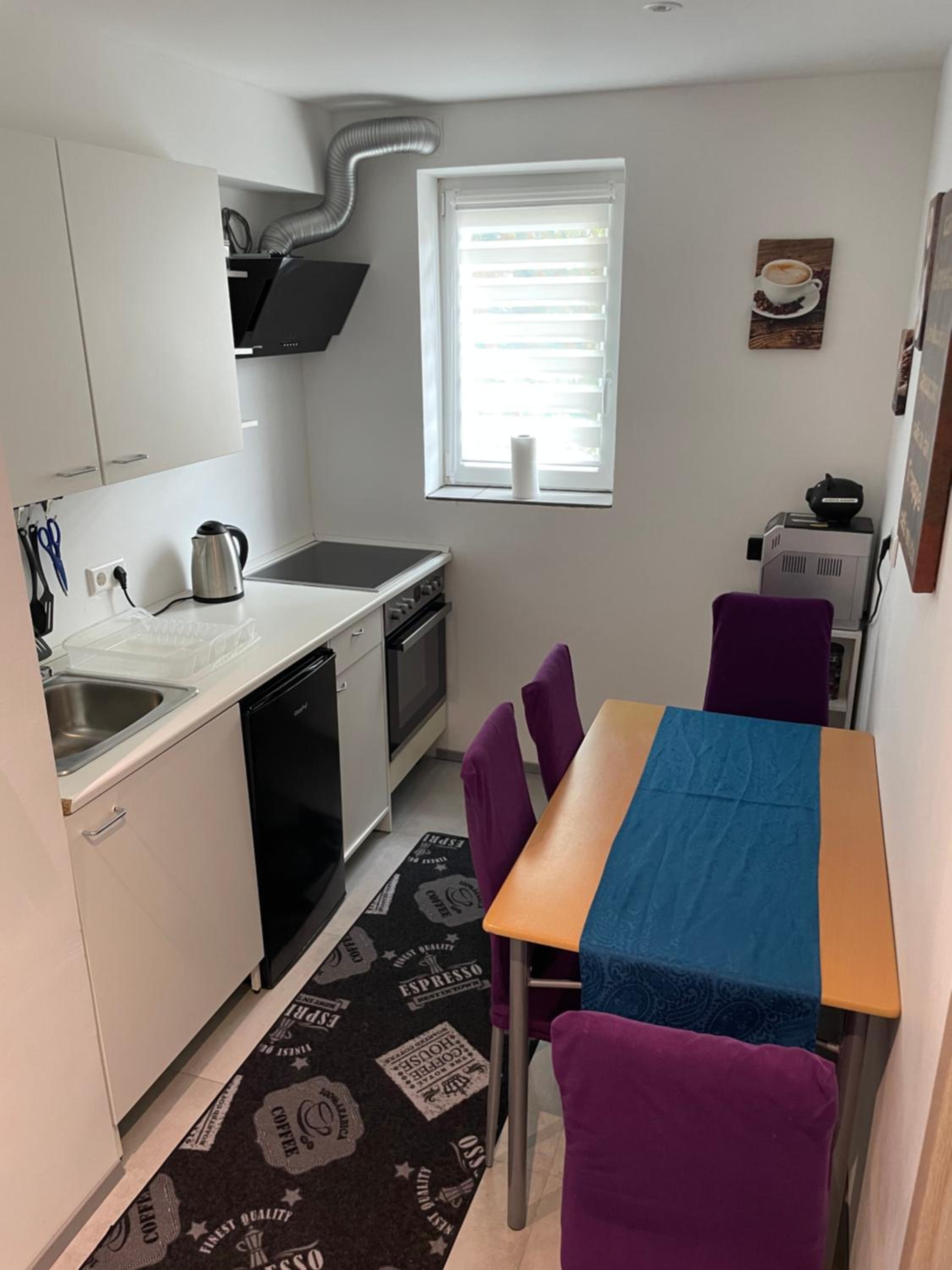 Two-Bedroom Apartment - Photo 6