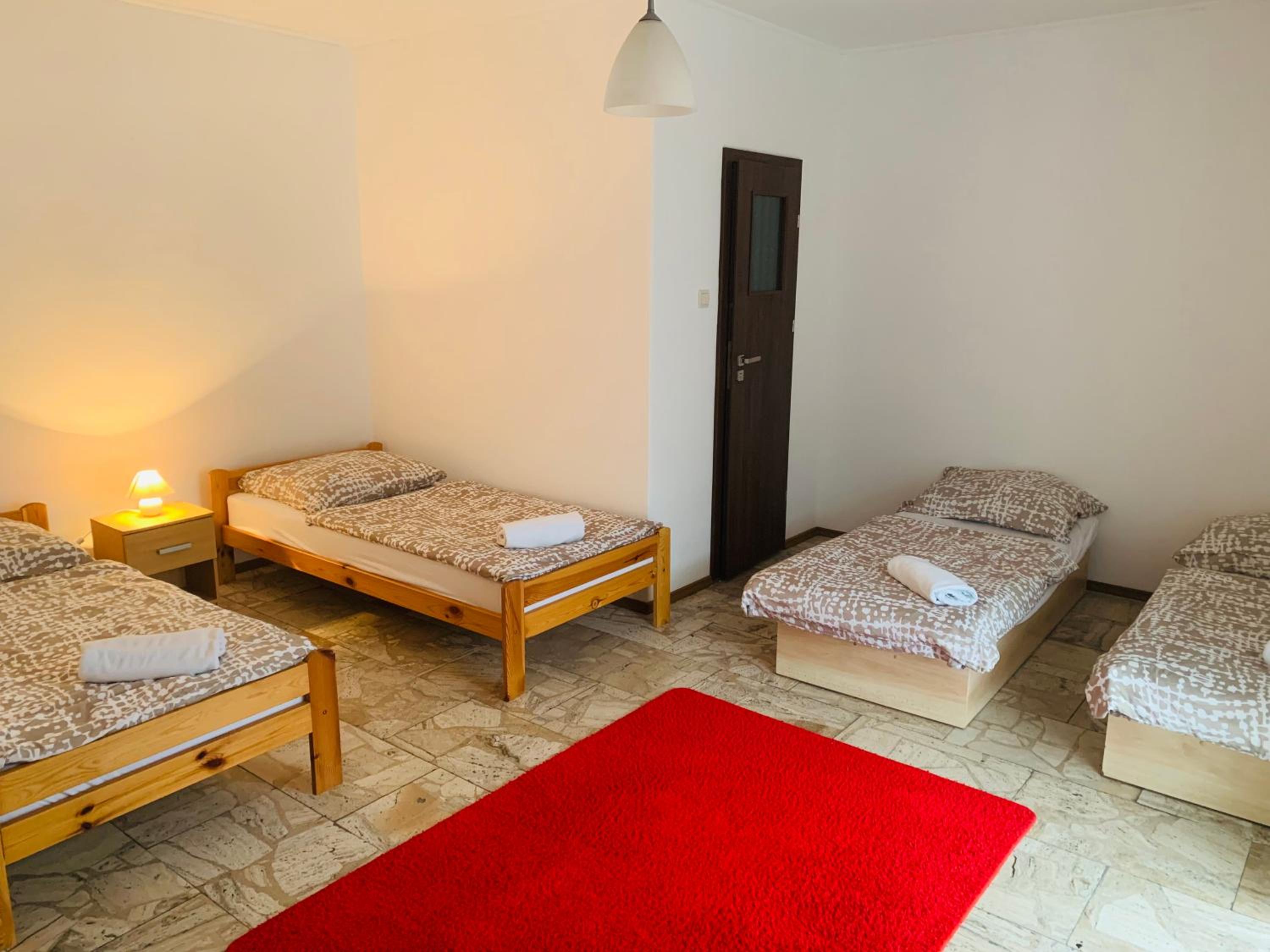 Double Room with Private Bathroom - Photo 1