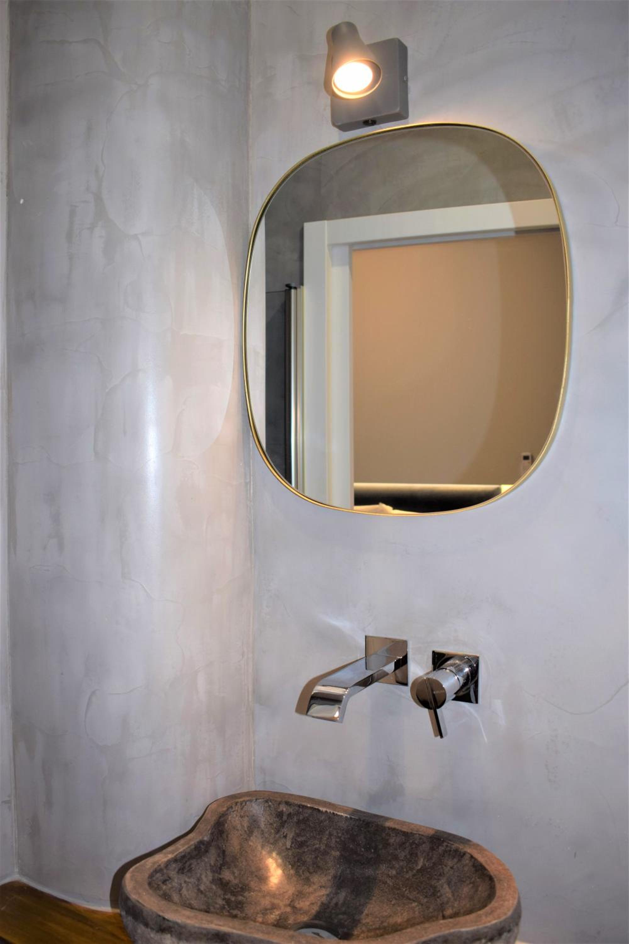 One-Bedroom Apartment - Photo 8