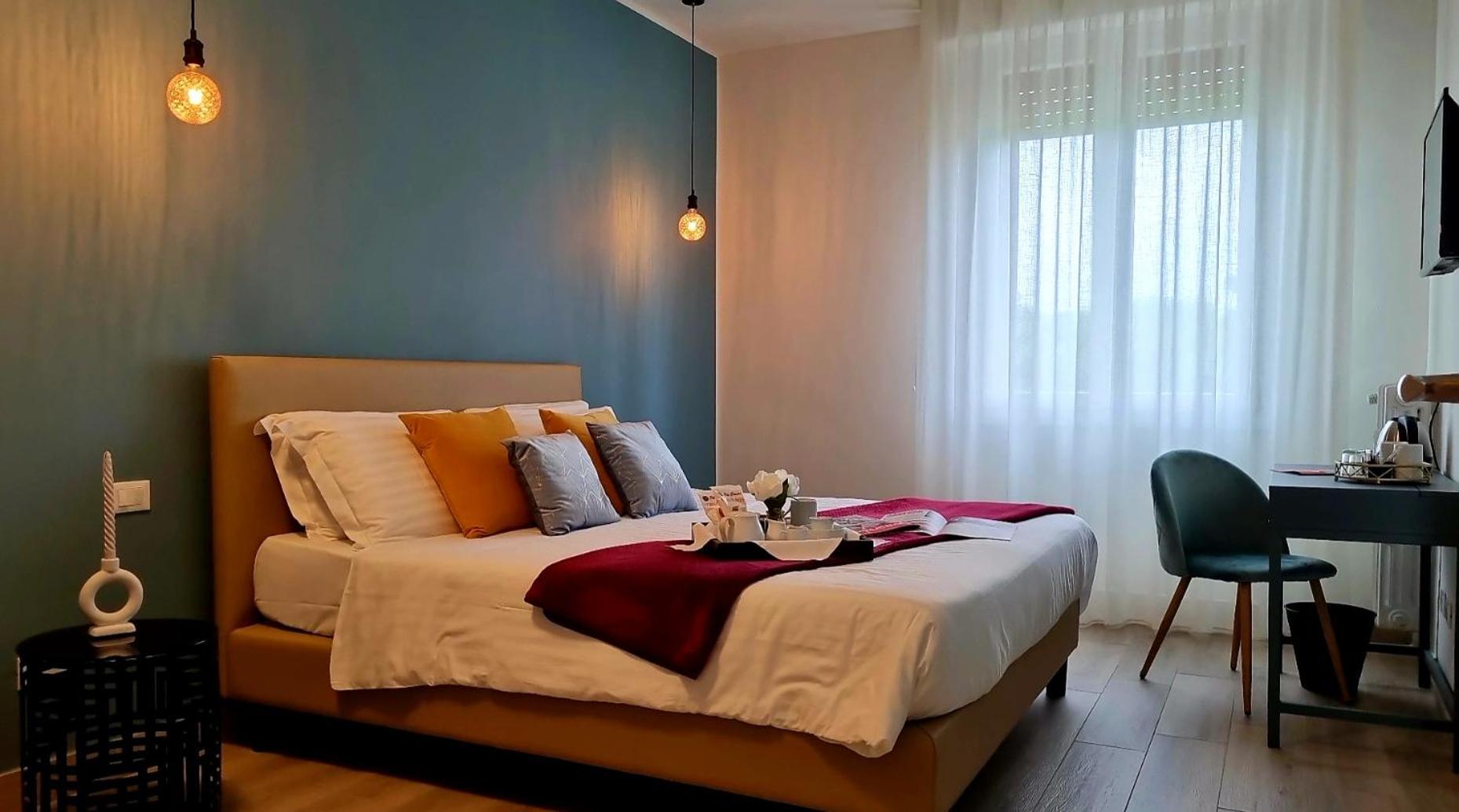 Junior Suite with Balcony photo 1