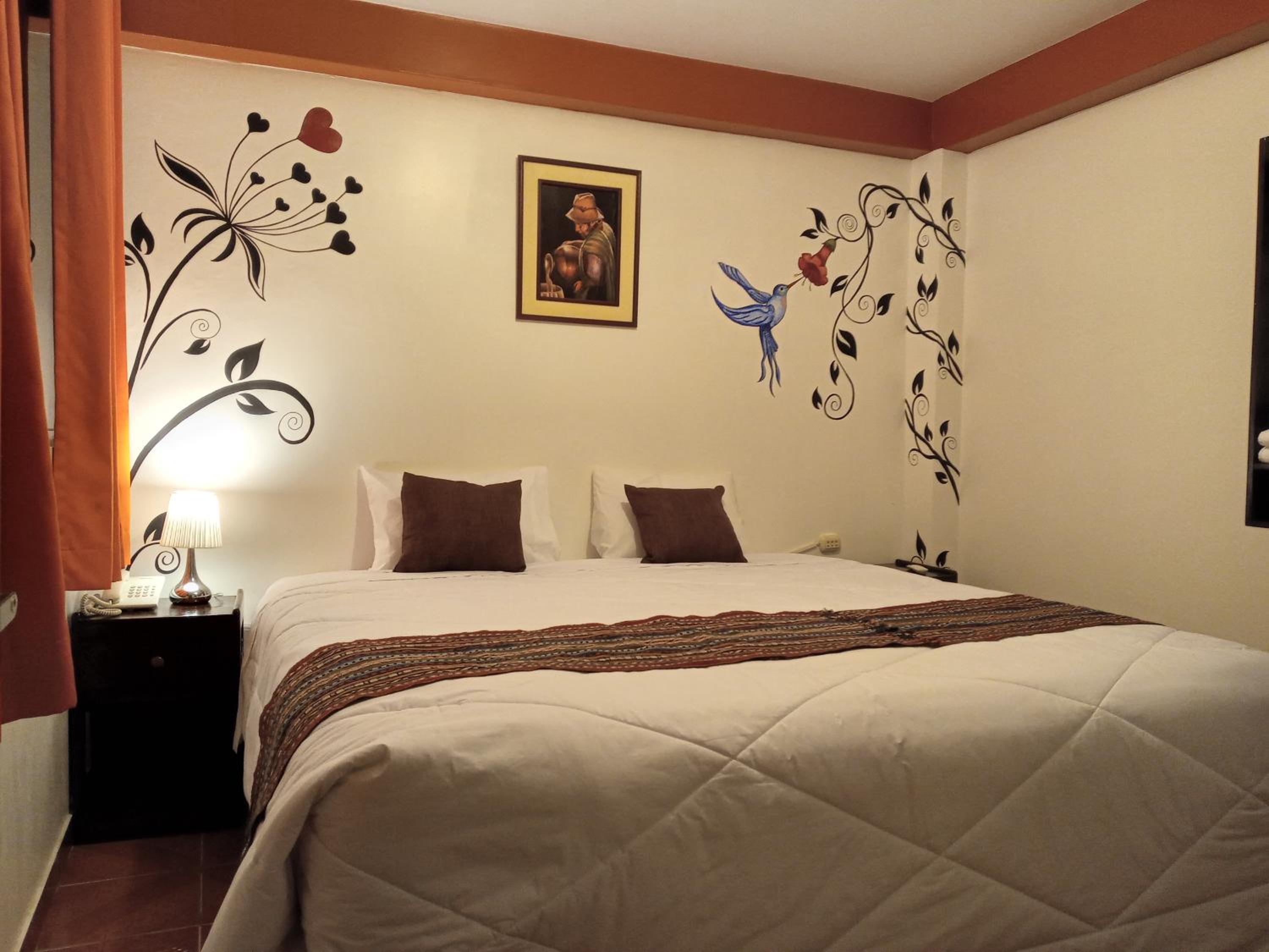 Standard King Room photo 3