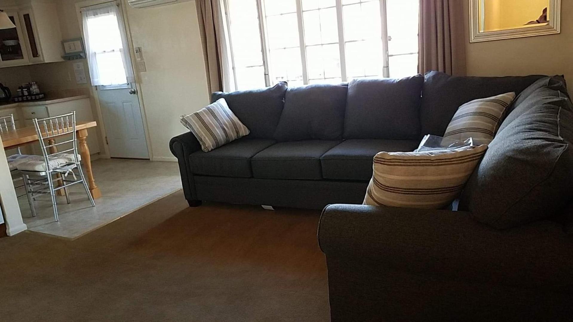 One-Bedroom House - Photo 1