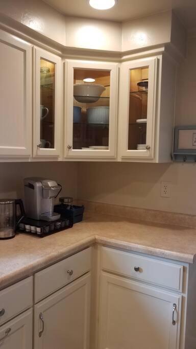 One-Bedroom House - Photo 16