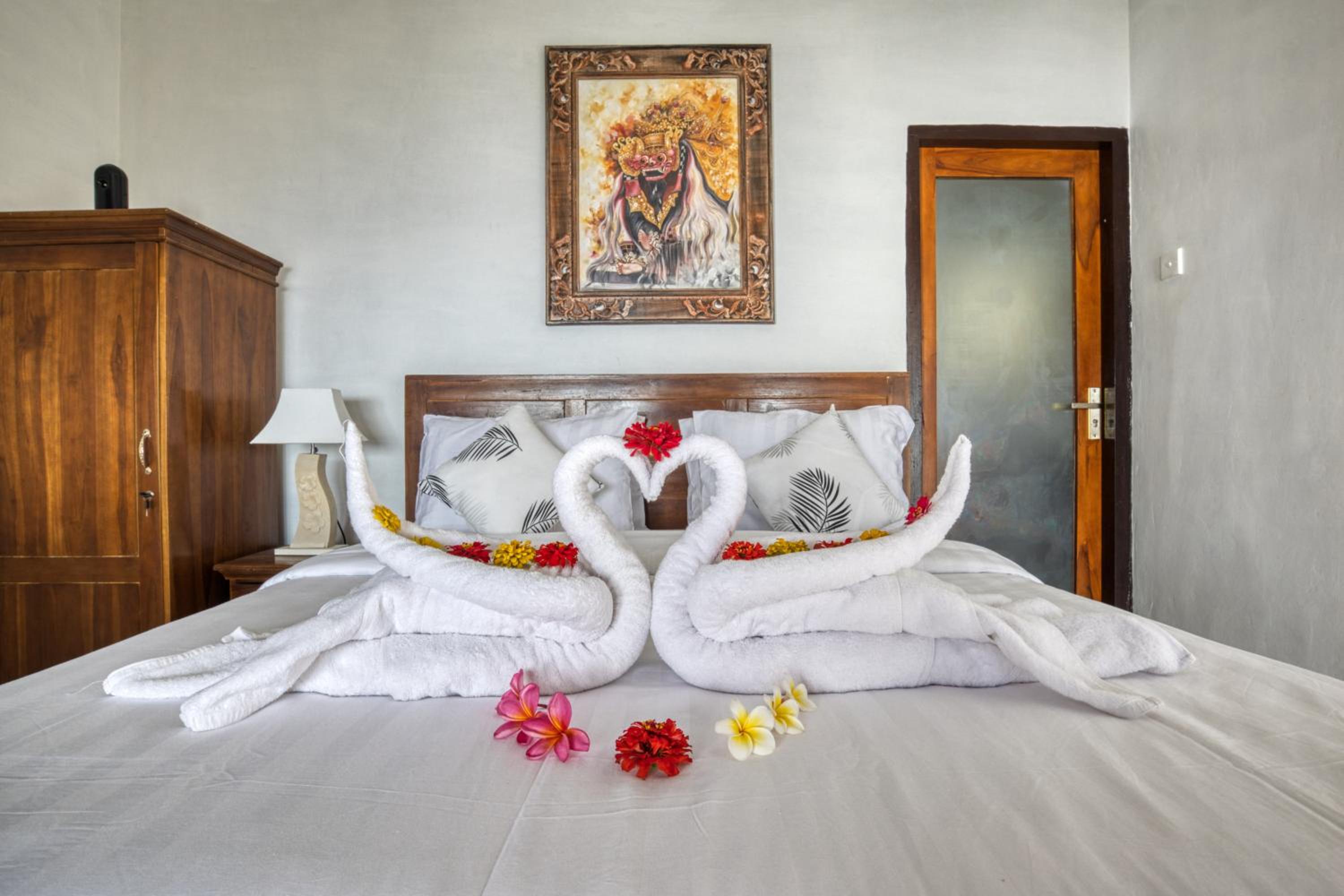 Double Room with Sea View - Photo 17