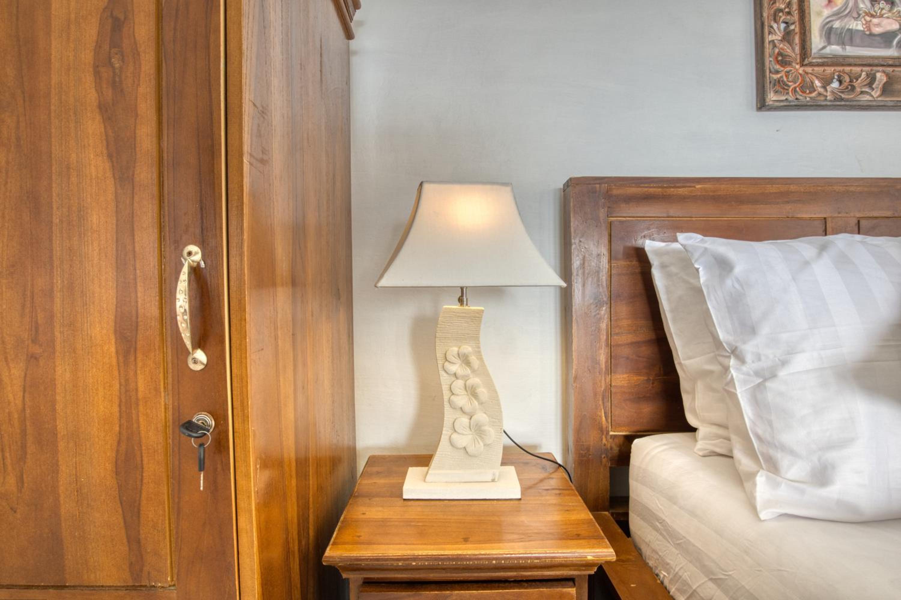 Double Room with Sea View - Photo 10