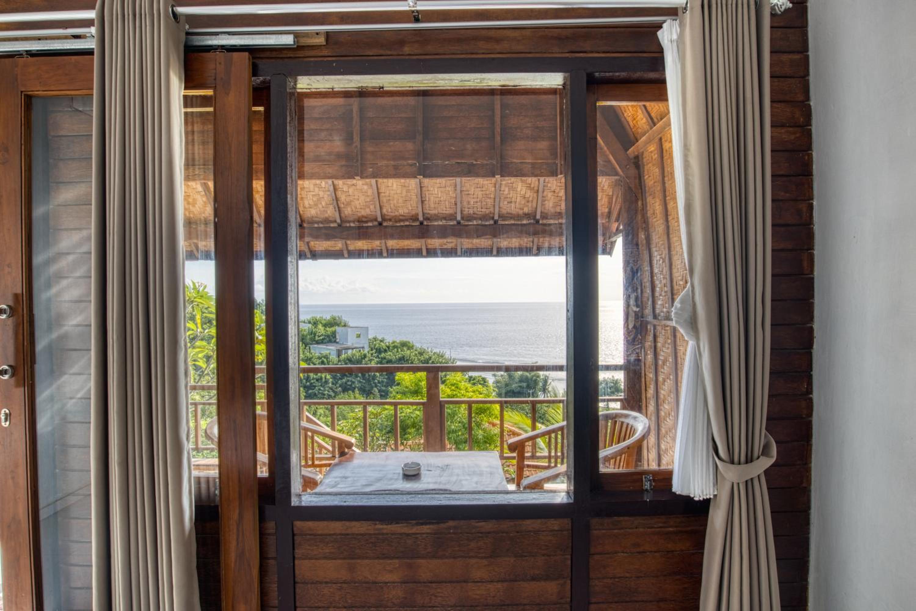 Double Room with Sea View - Photo 3