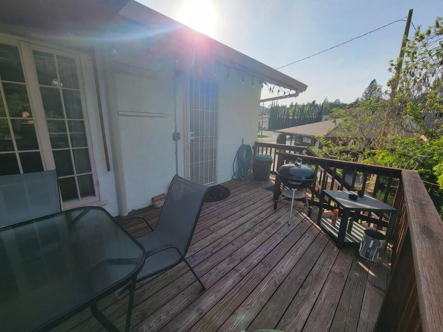 One-Bedroom House - Photo 2