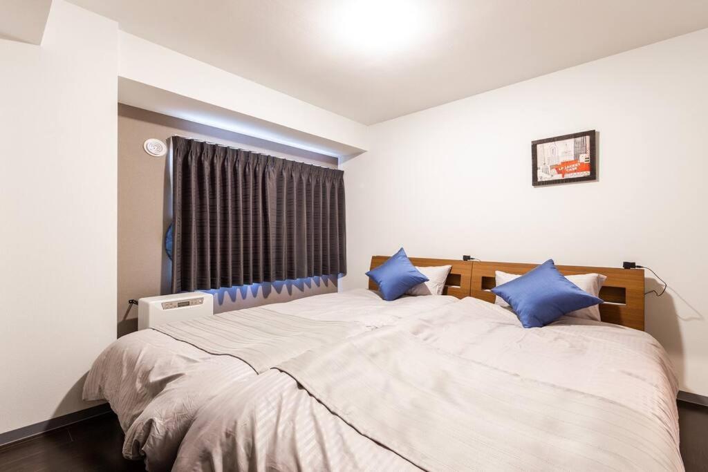 Two-Bedroom Apartment - Photo 29
