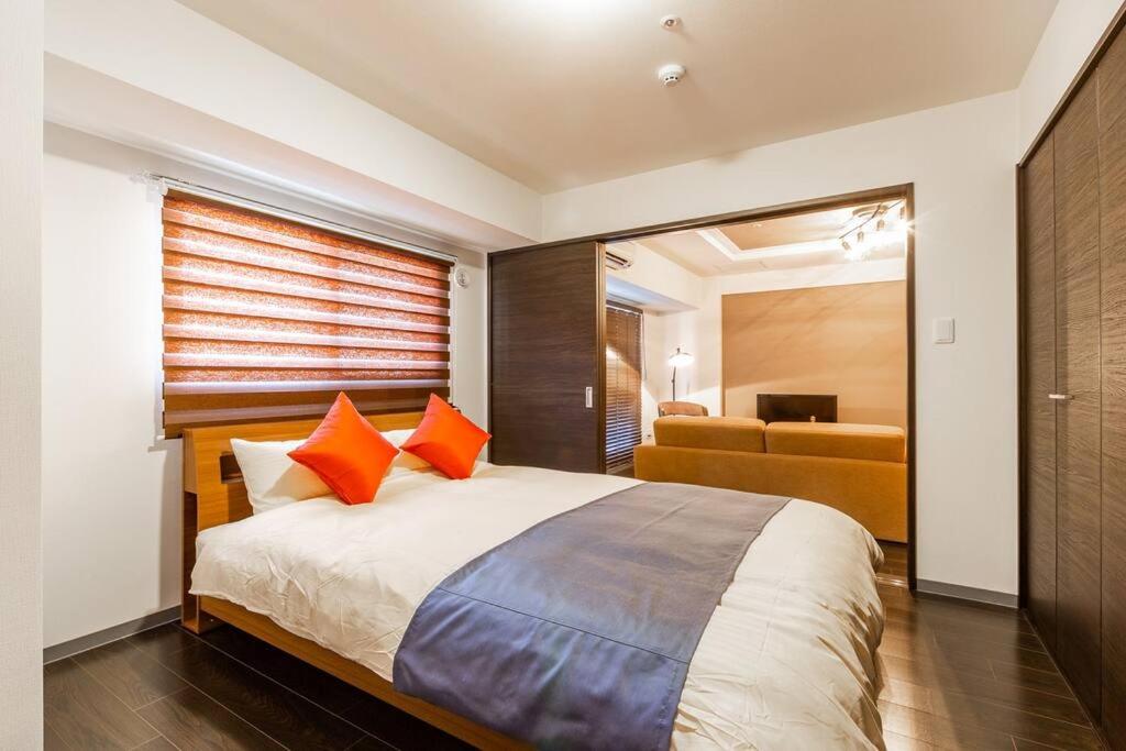 Two-Bedroom Apartment - Photo 18
