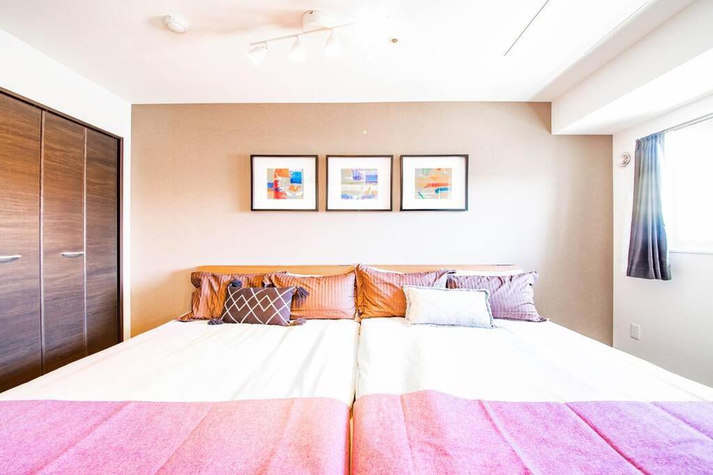 One-Bedroom Apartment - Photo 11