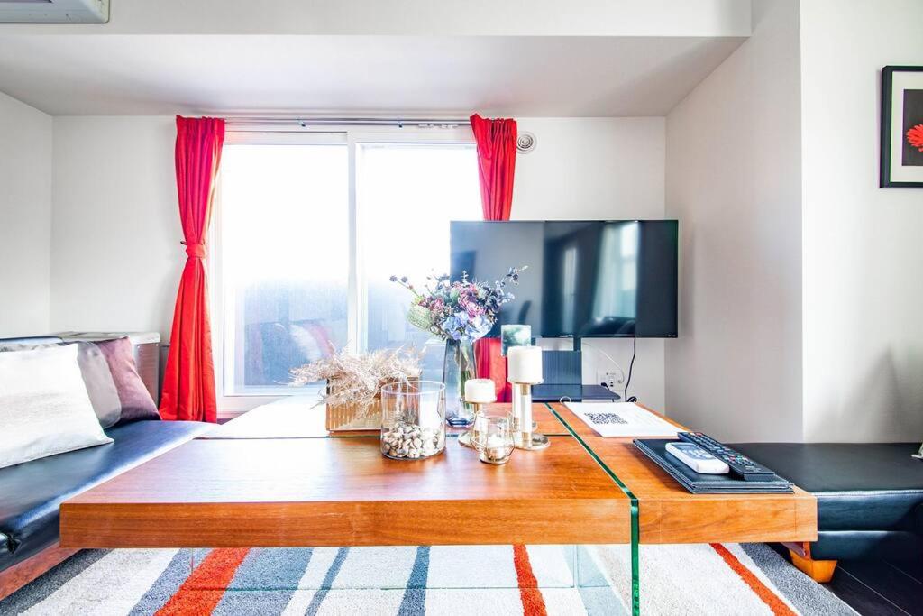 Three-Bedroom Apartment - Photo 4