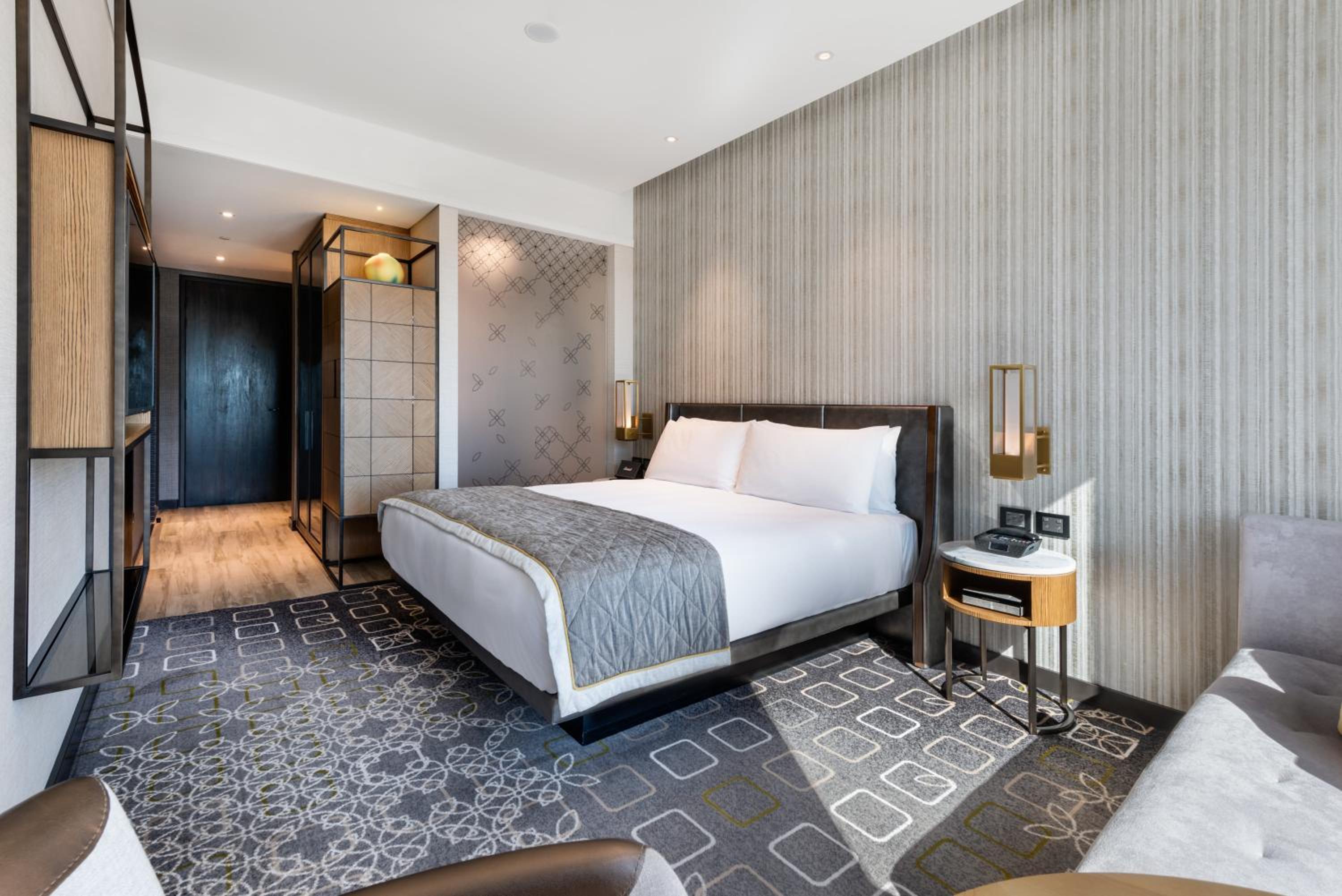 Classic King Room