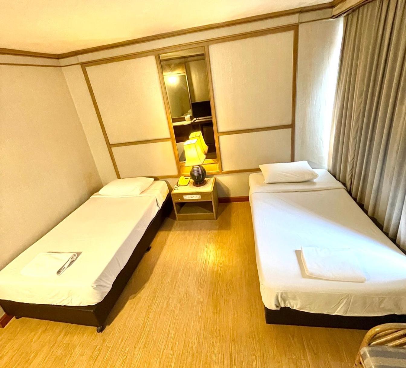 Twin Room with Private Bathroom