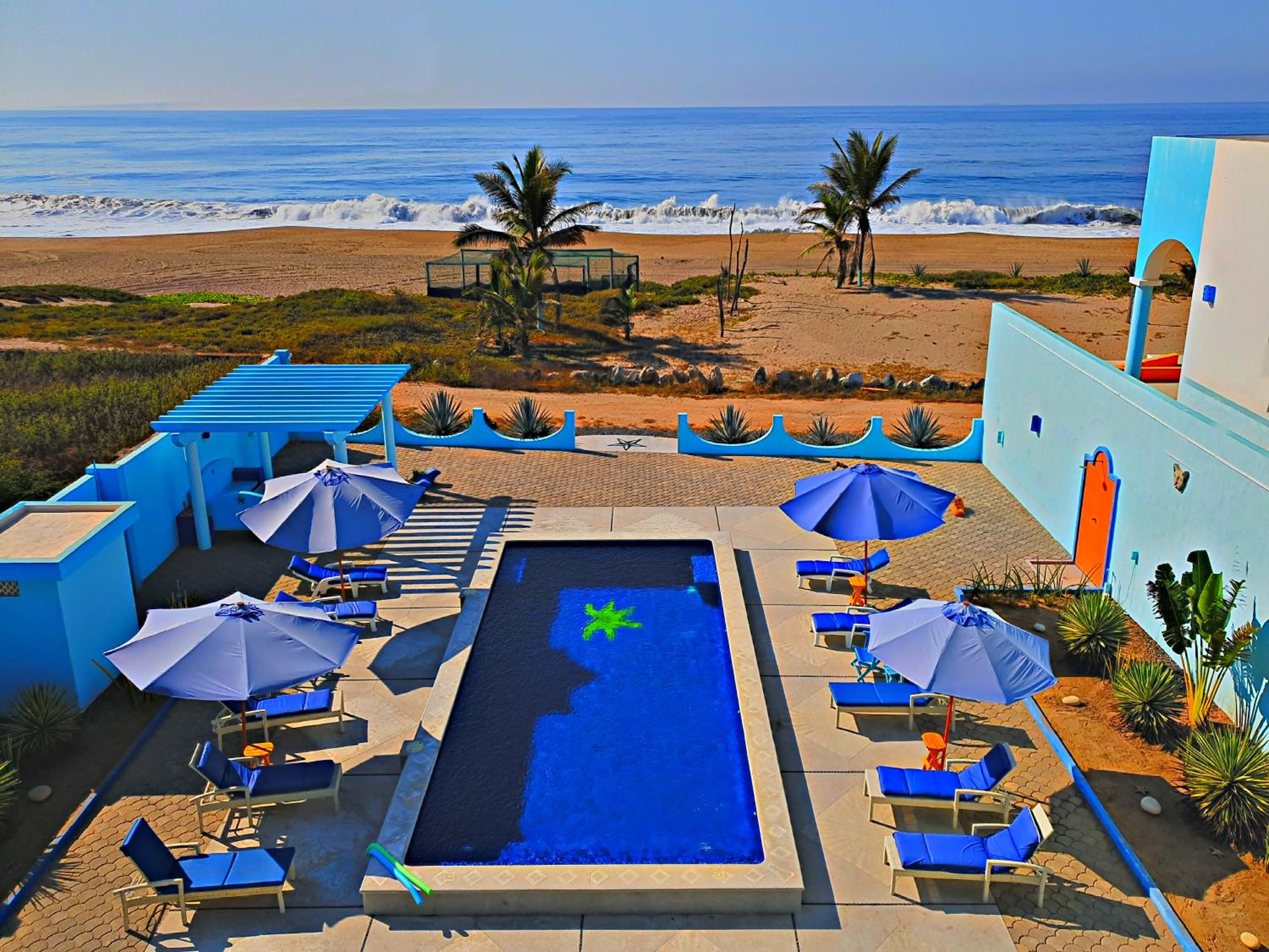 Deluxe Suite with Sea View photo 3