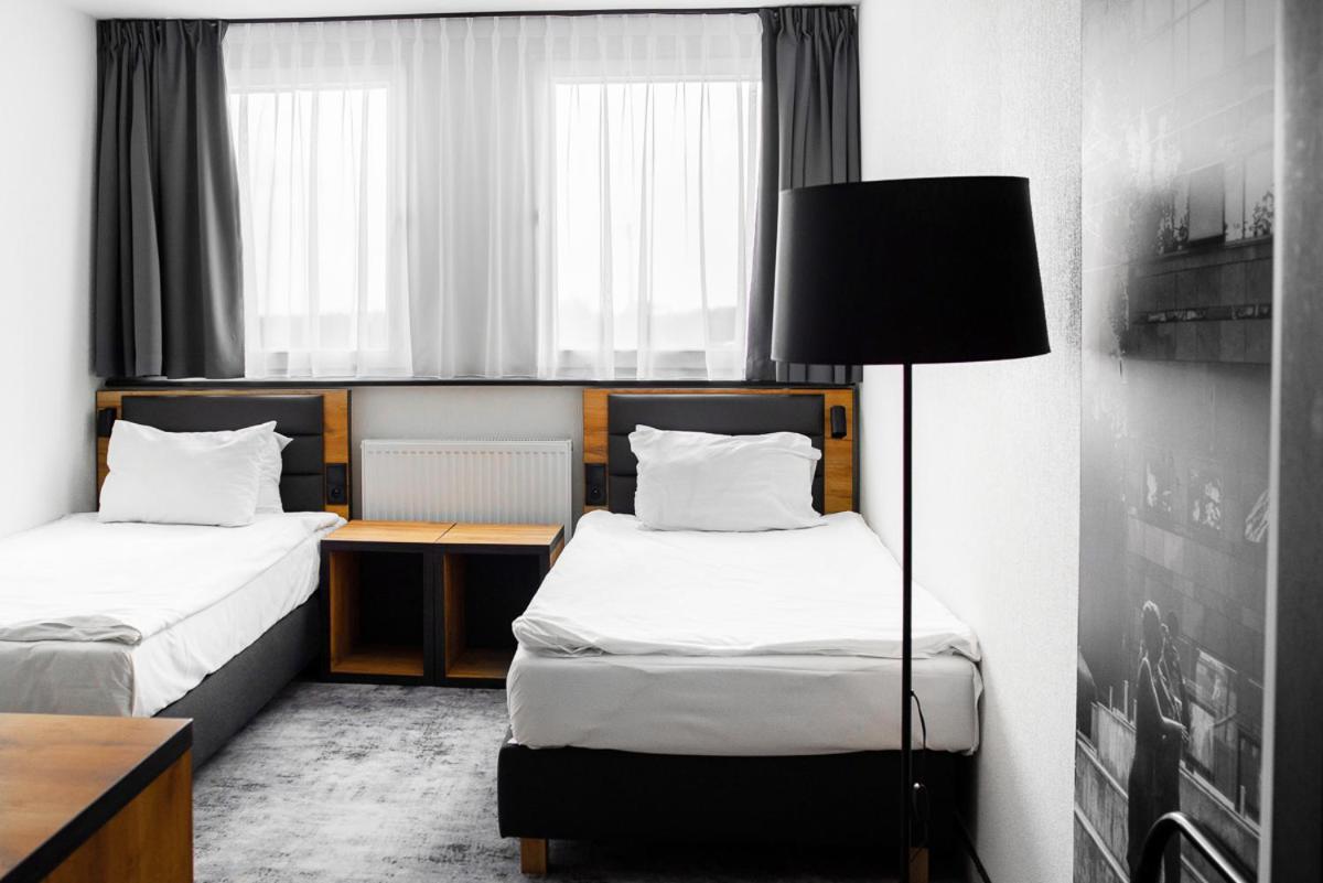 Superior Twin Room - Photo 11