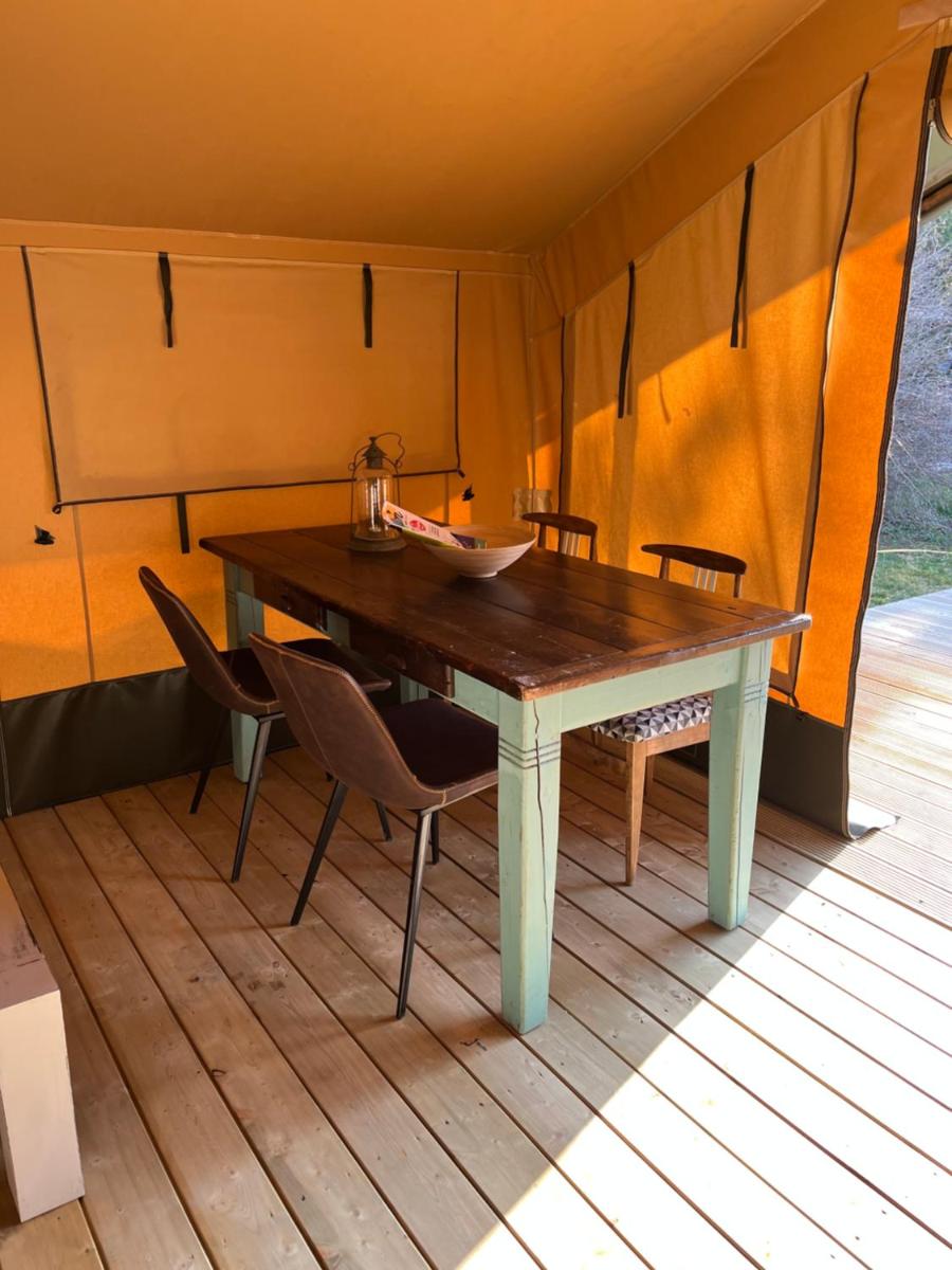Tent - Photo 11