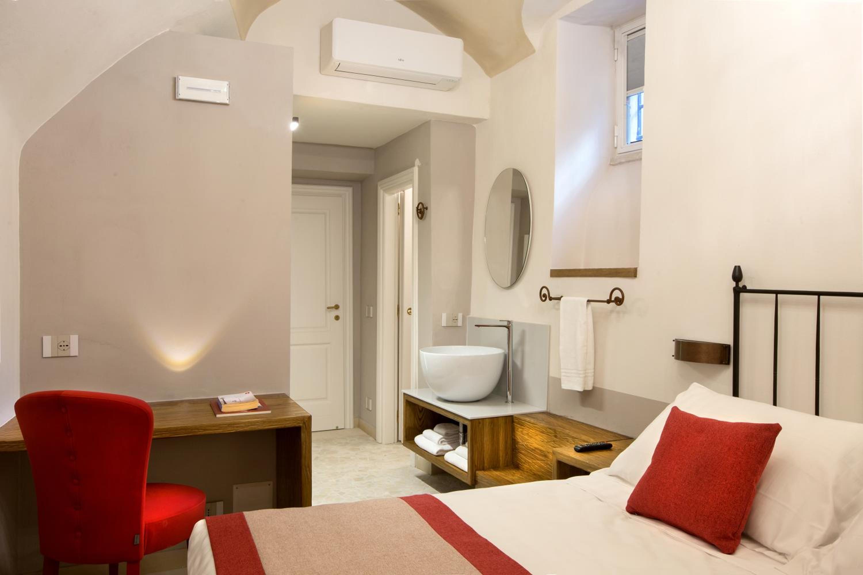 Triple Room - Photo 1