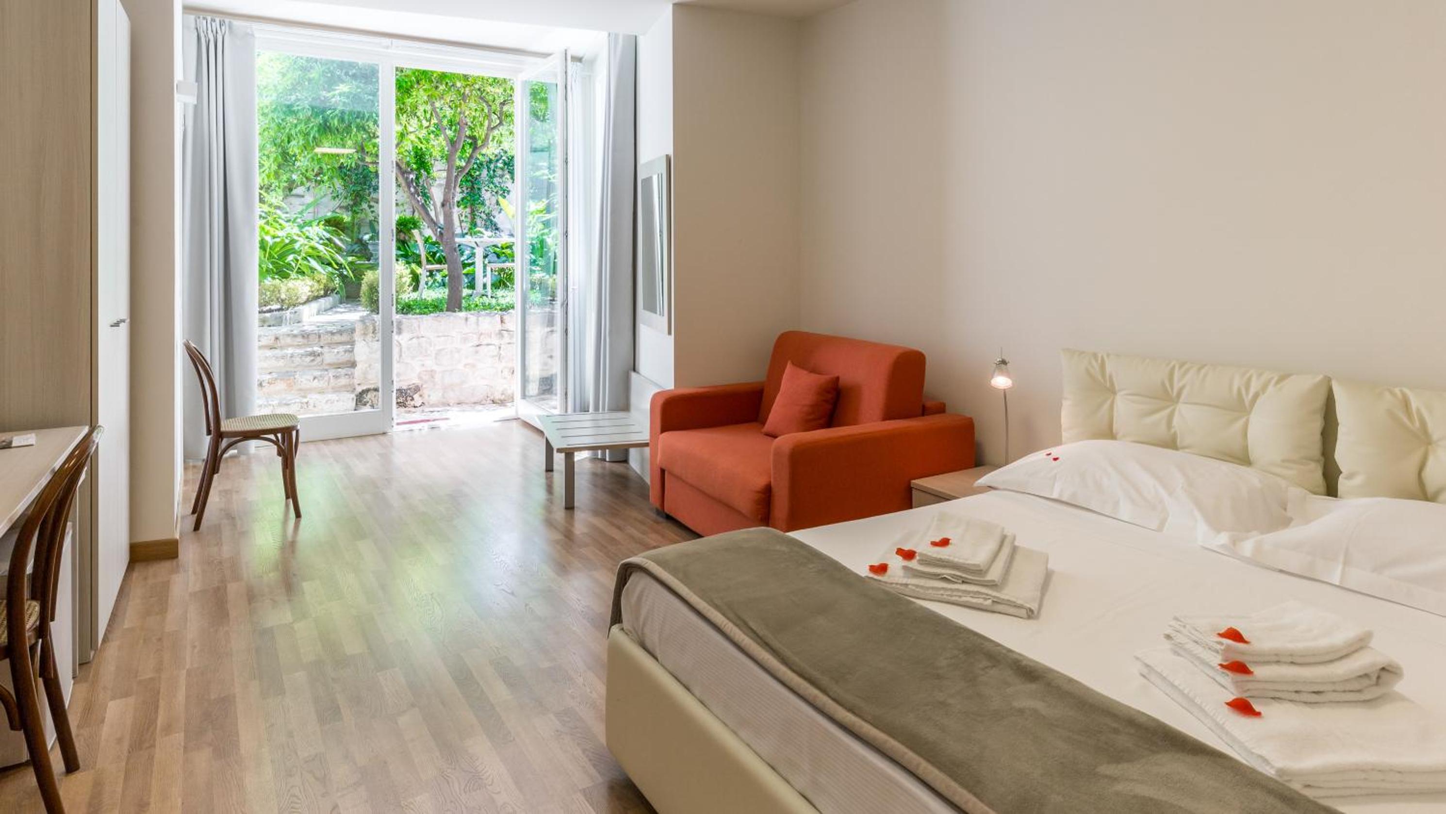 Double Room with Terrace