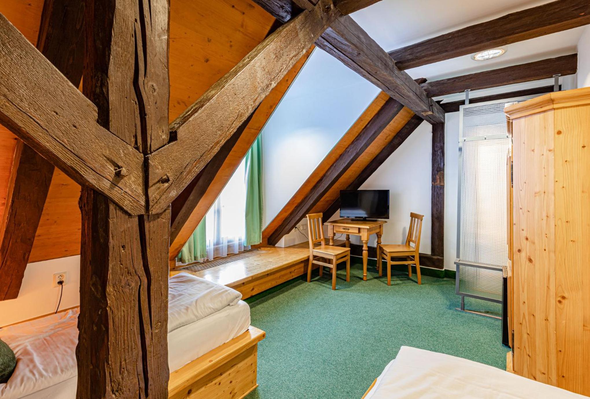 Standard Twin Room photo 2