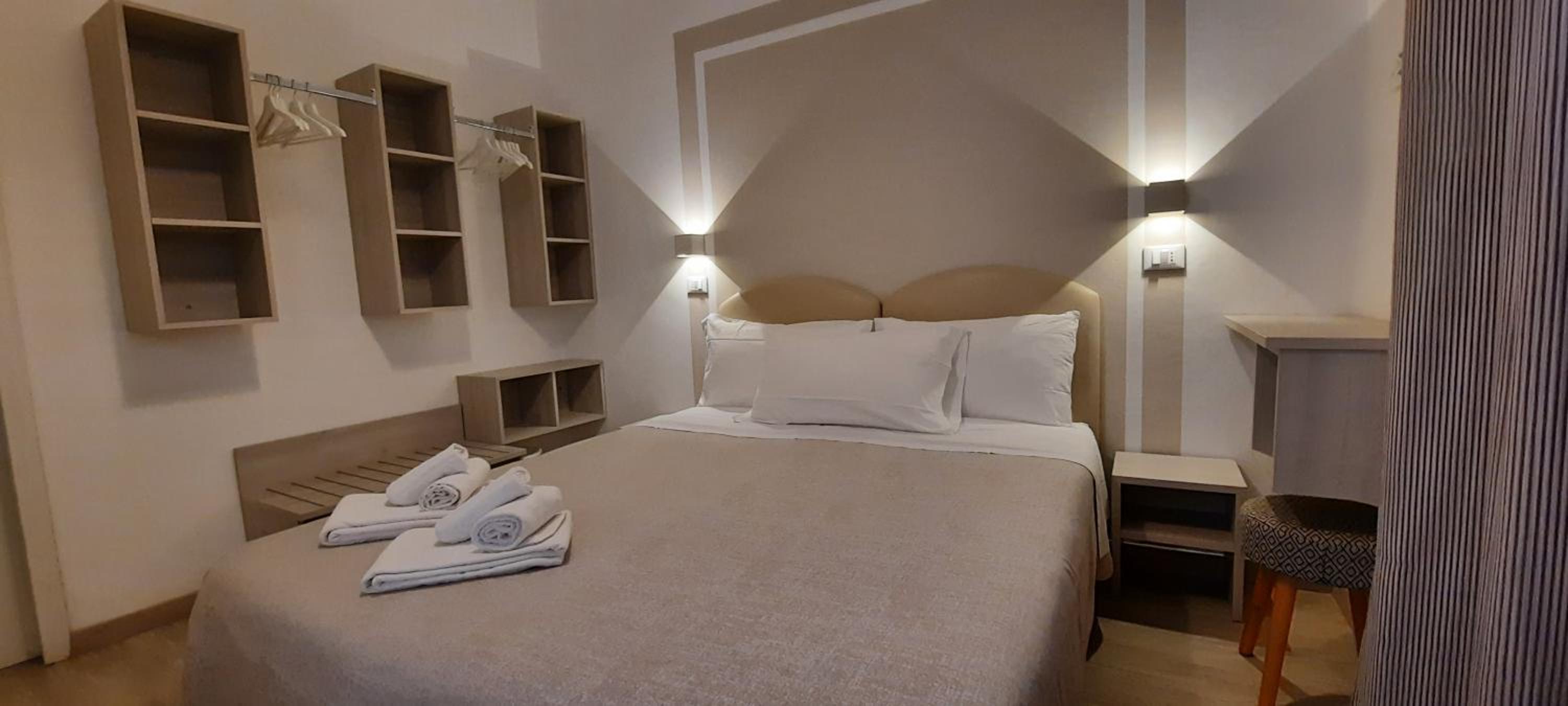 Double or Twin Room photo 2