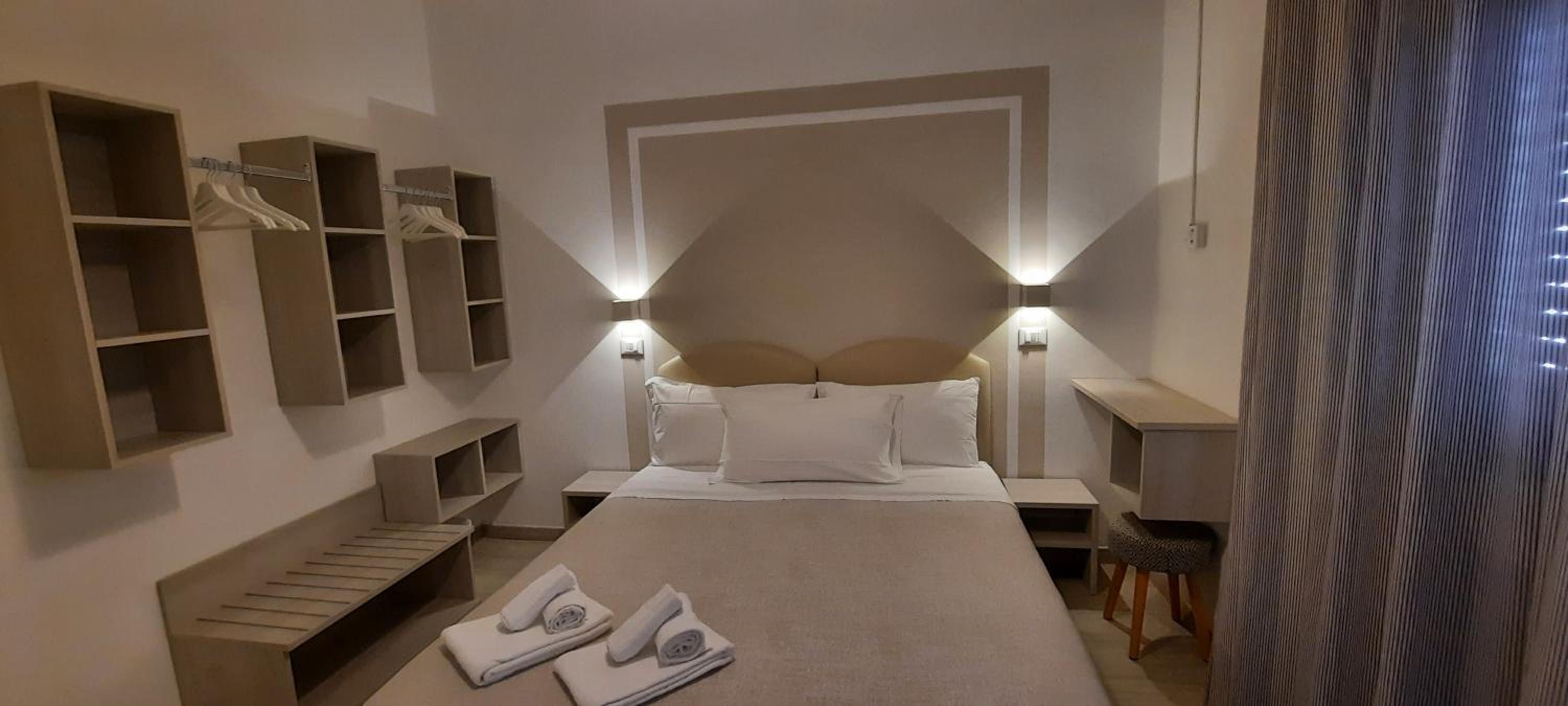 Double or Twin Room photo 3