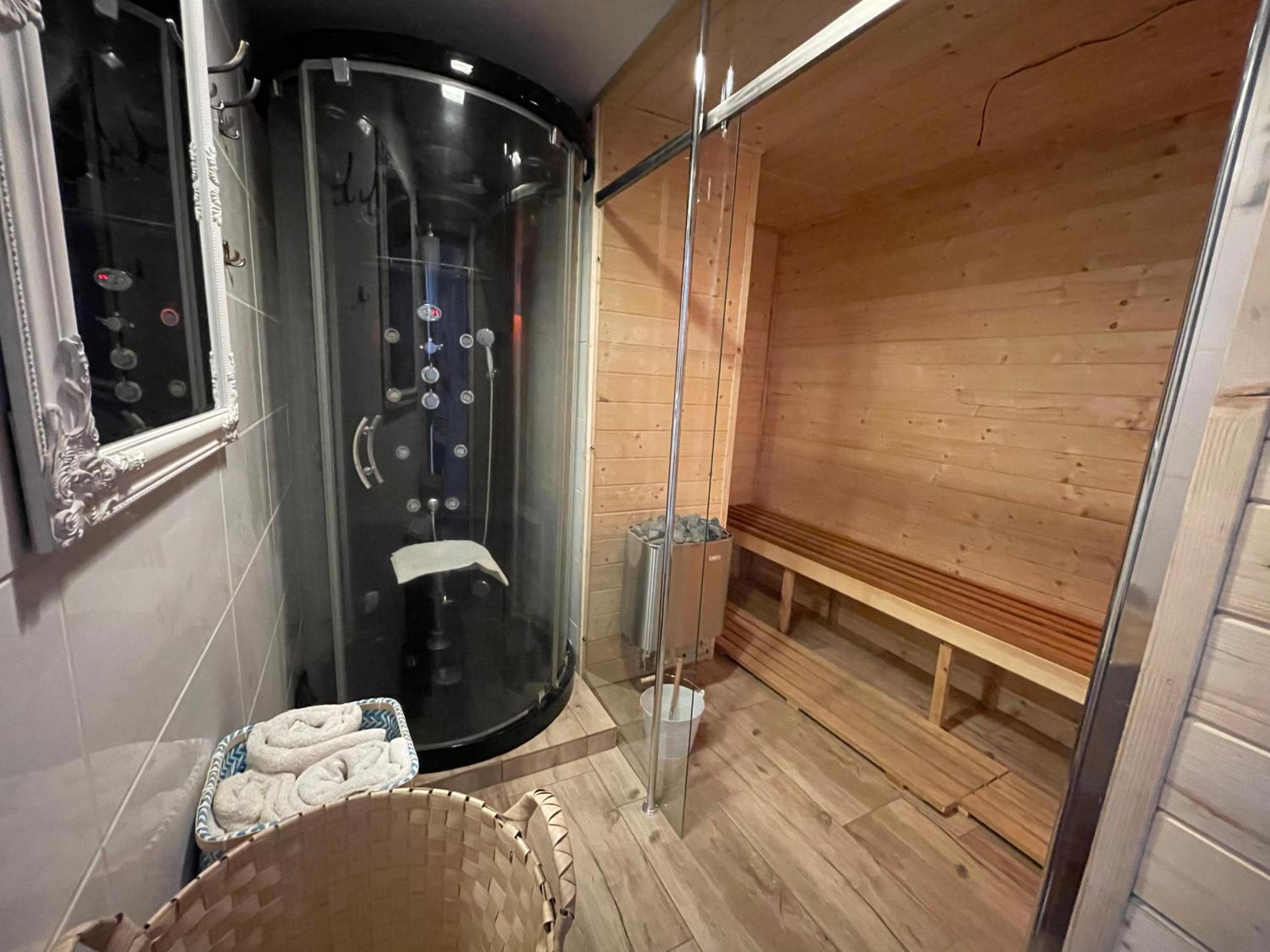 One-Bedroom Apartment - Photo 10