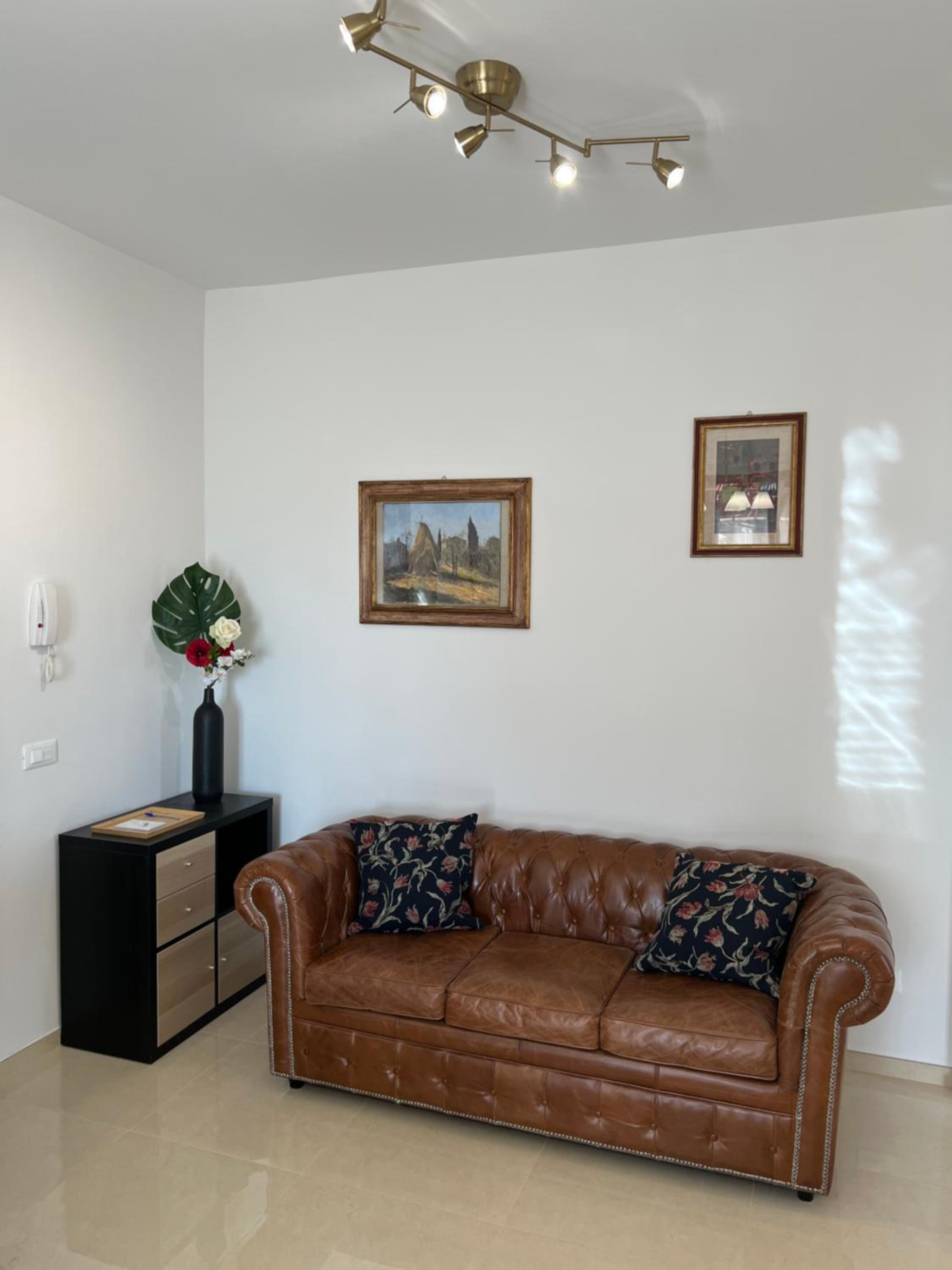 Two-Bedroom Apartment photo 2