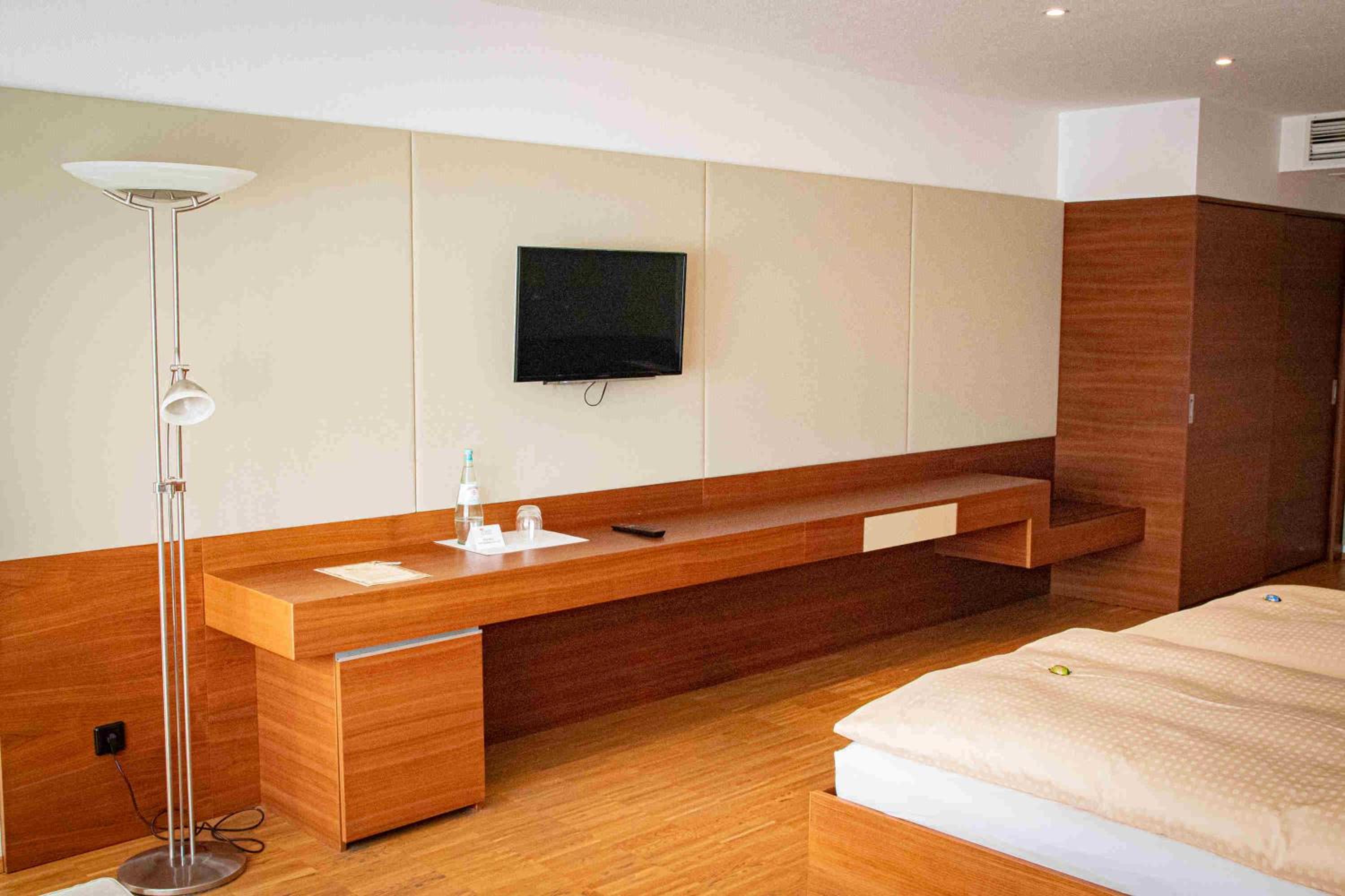Large Double Room photo 2