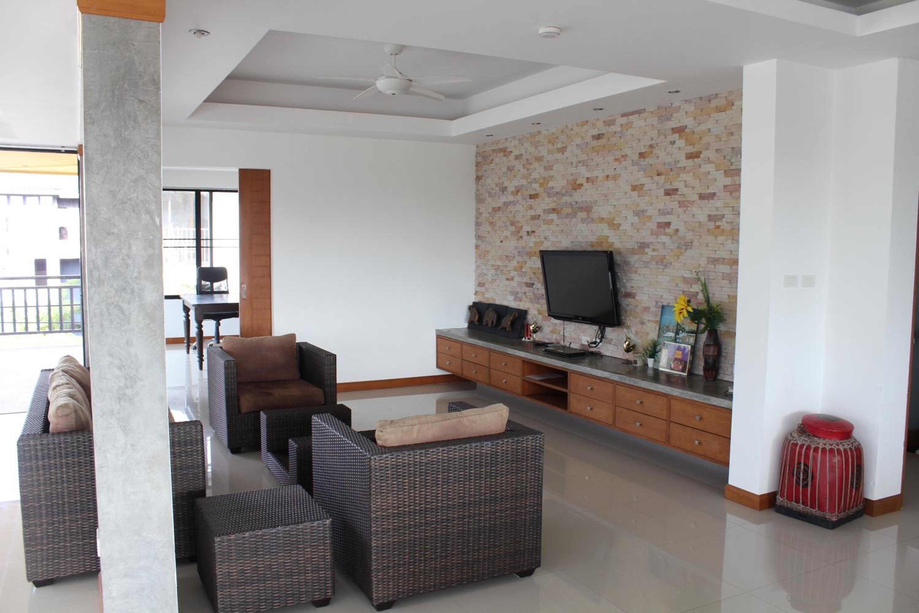 Penthouse Apartment photo 2