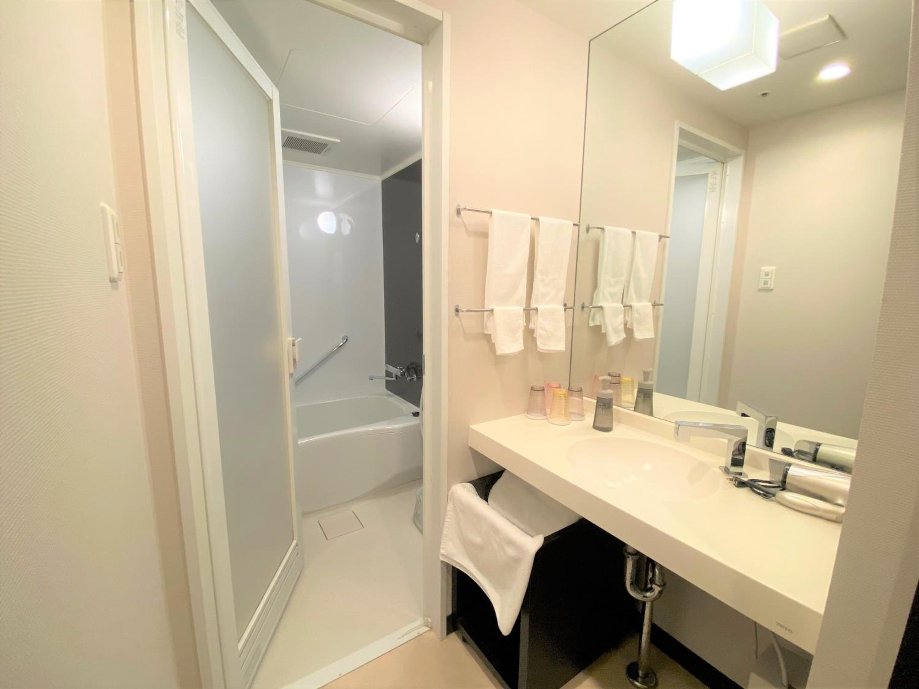 Deluxe Room - Non-Smoking - Photo 2