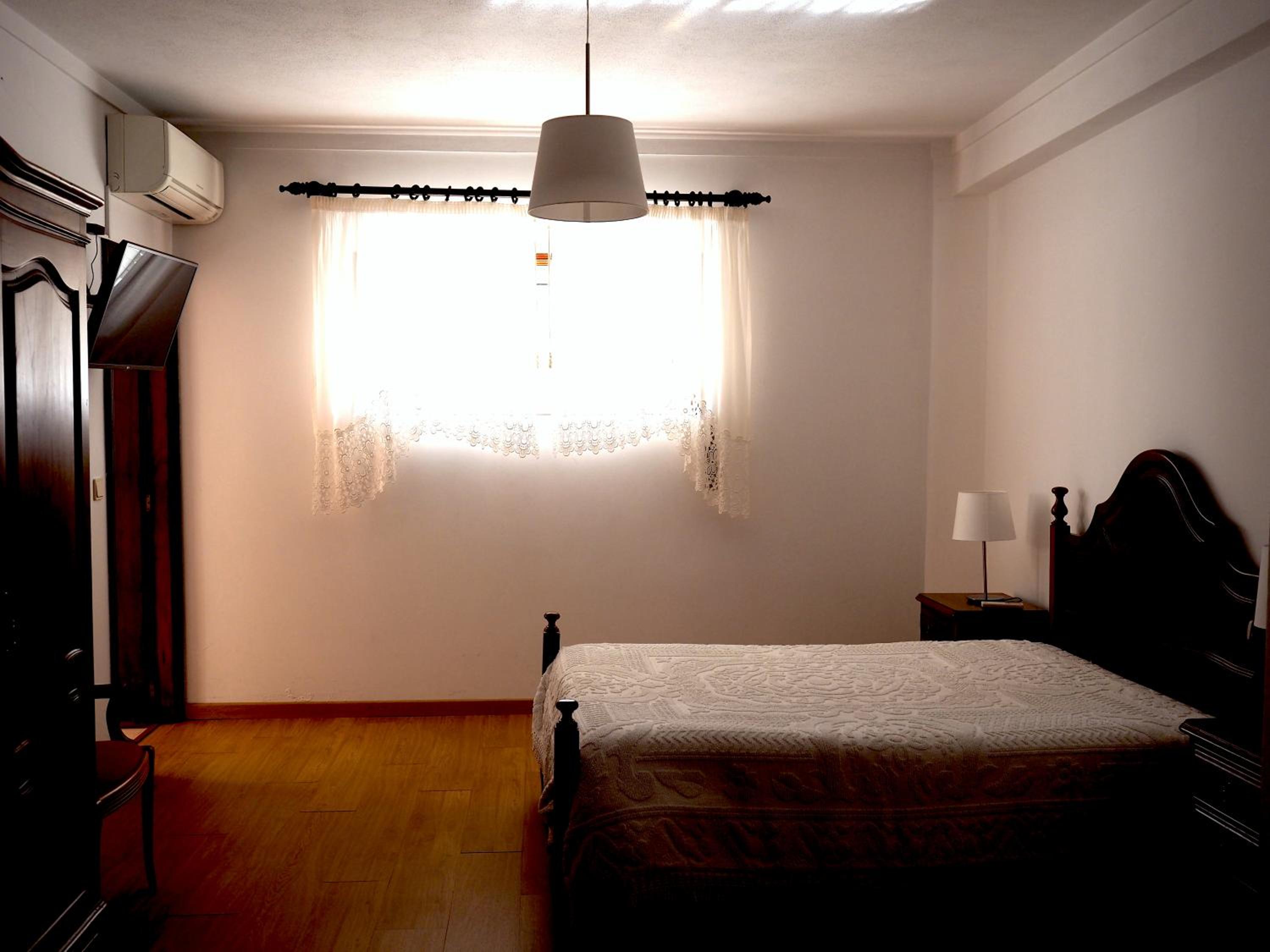 Family Room - Photo 13