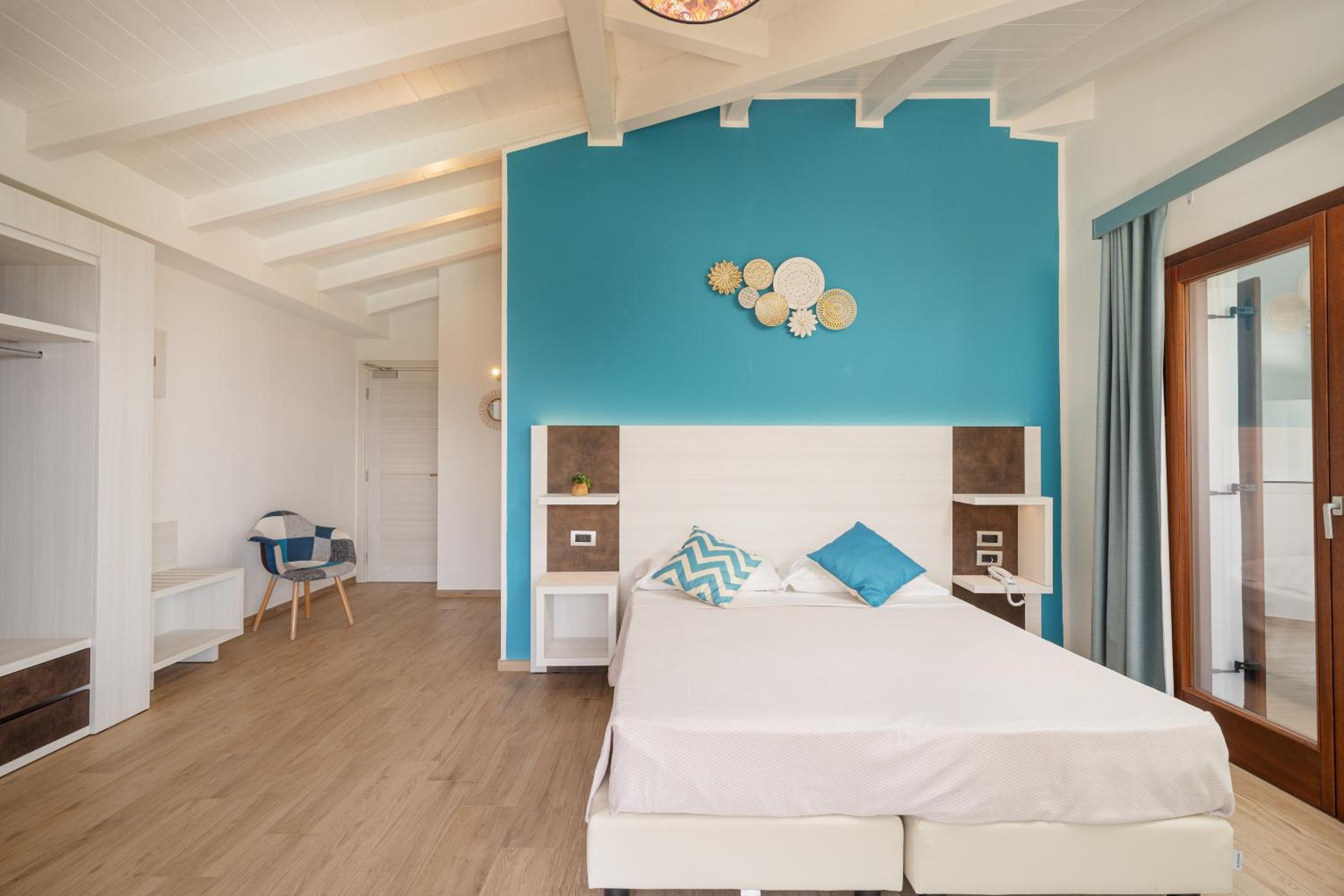 Superior Double or Twin Room photo 2
