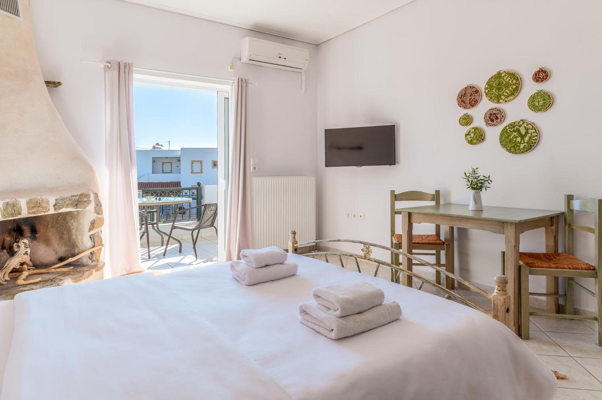 Double Room with Balcony and Sea View photo 3