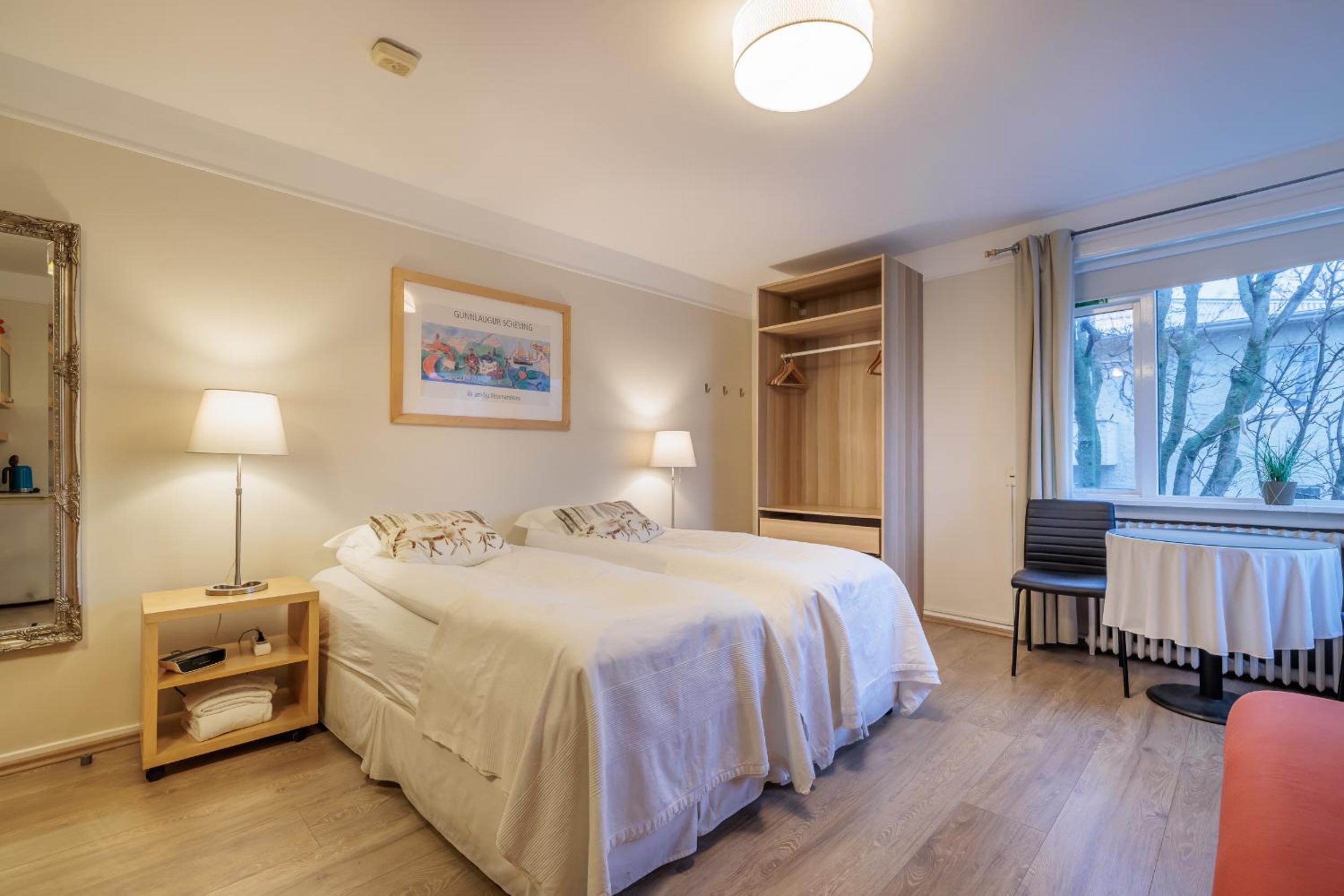 Triple Room with City View - Photo 2