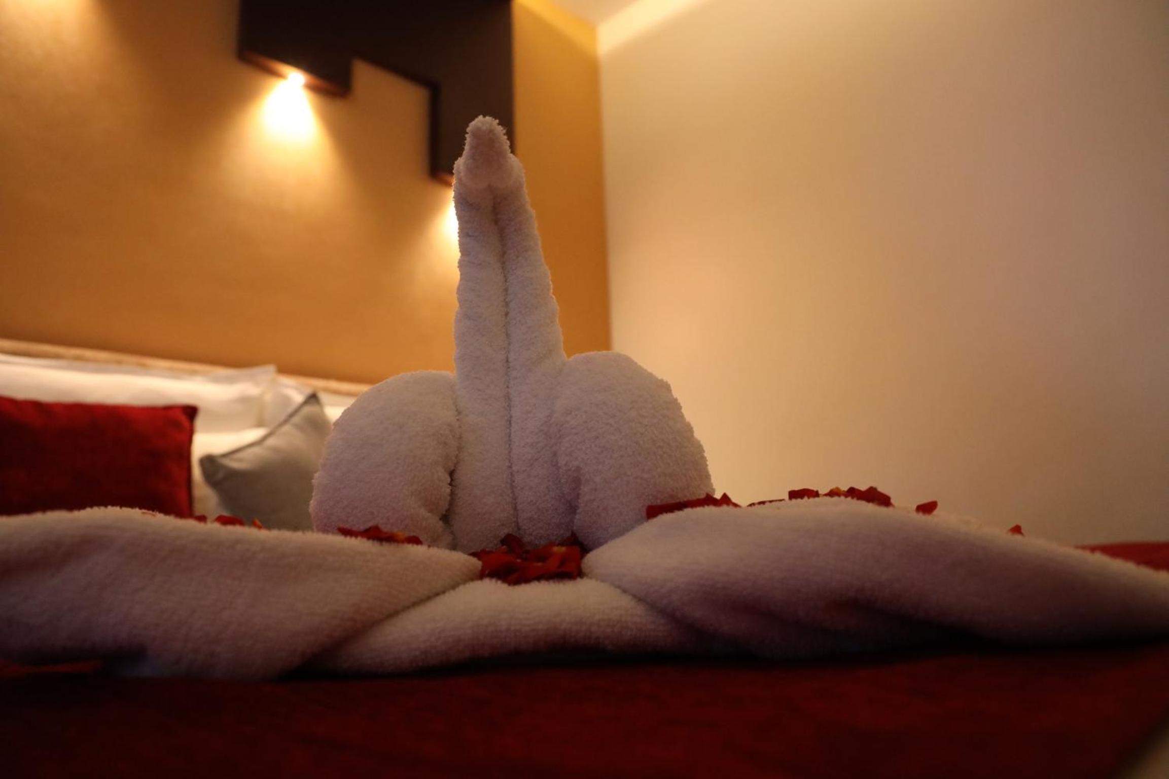 Deluxe Room - Photo 4