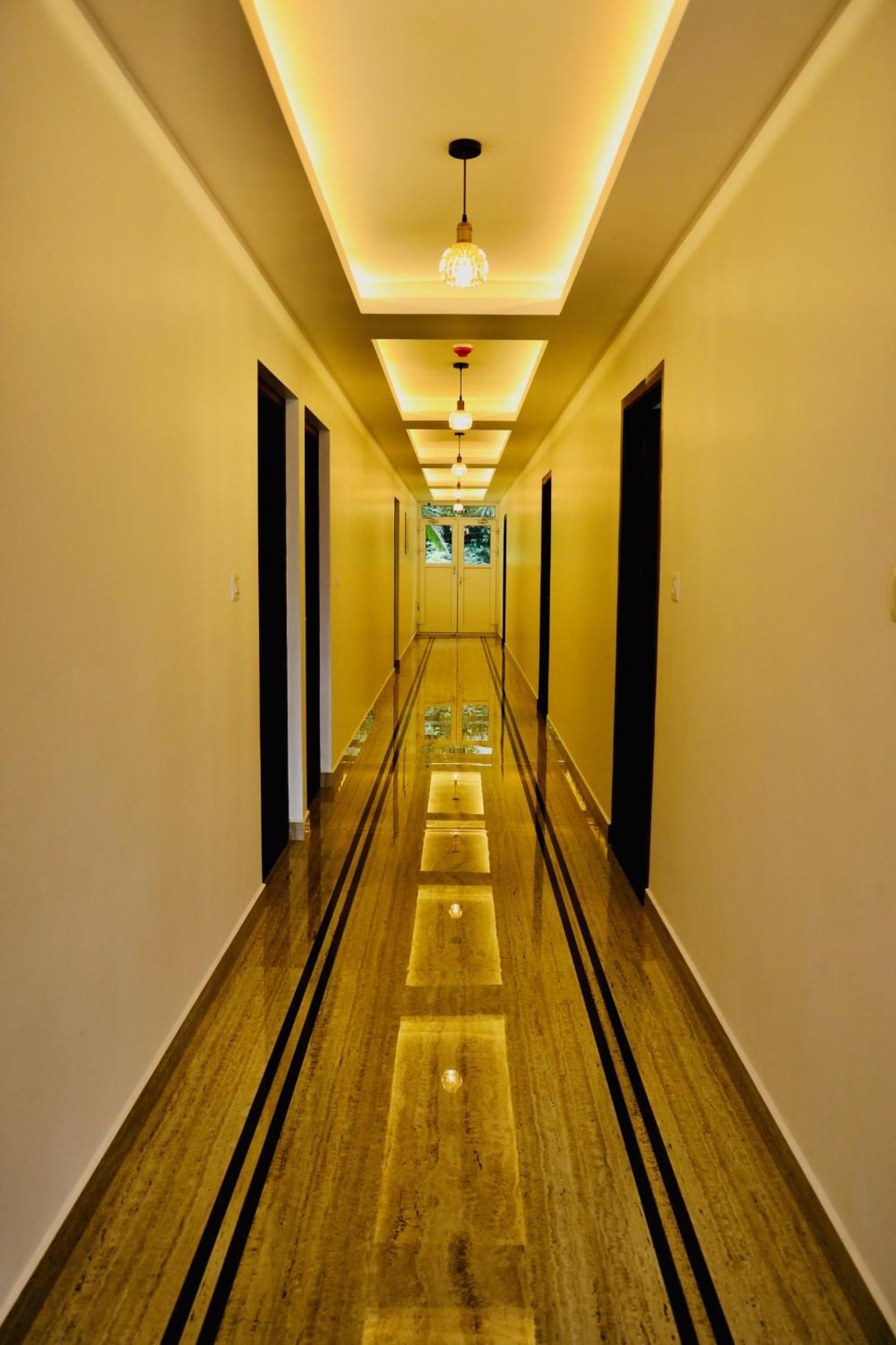 Deluxe Room - Photo 3