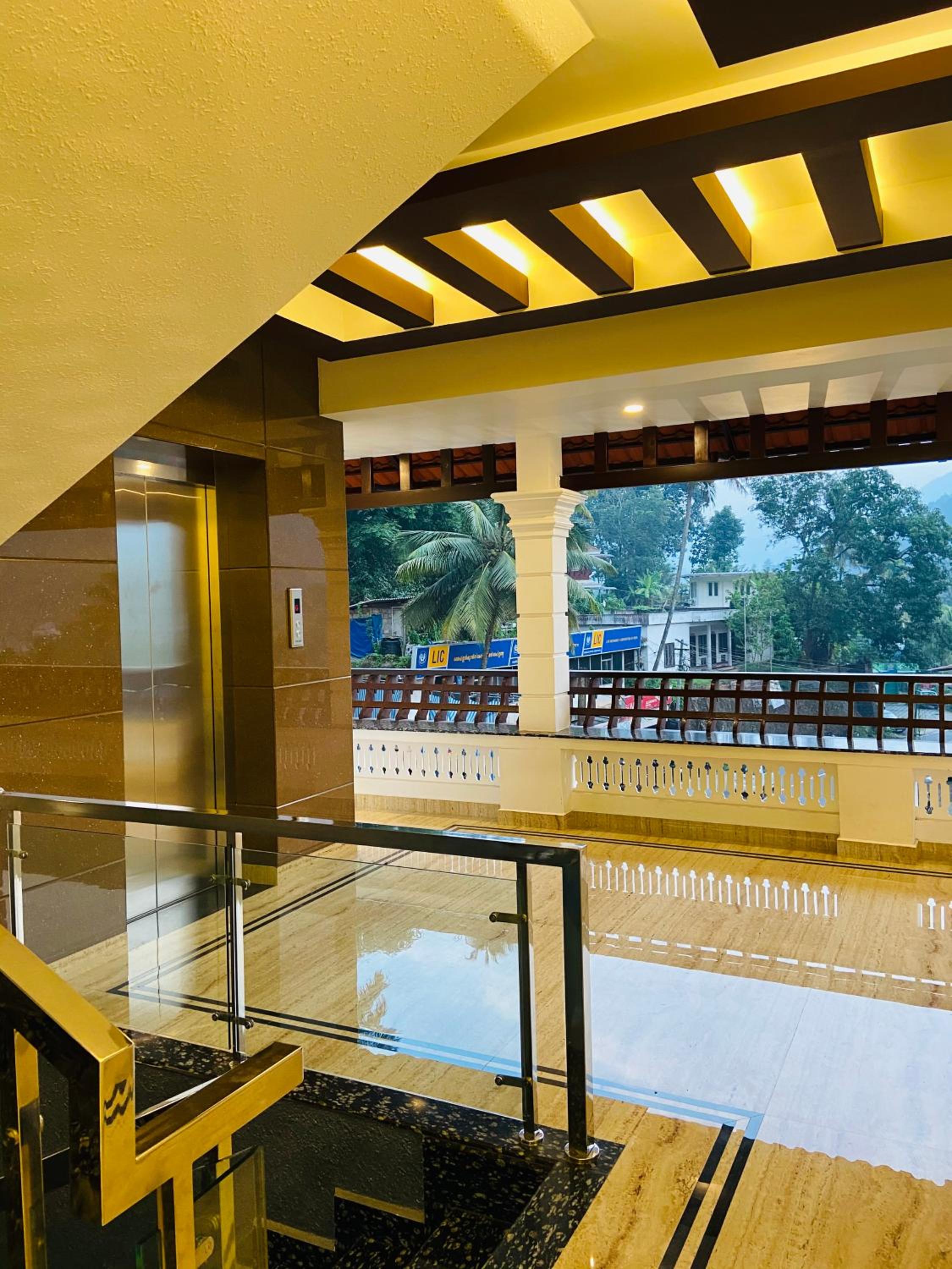 Deluxe Room - Photo 2