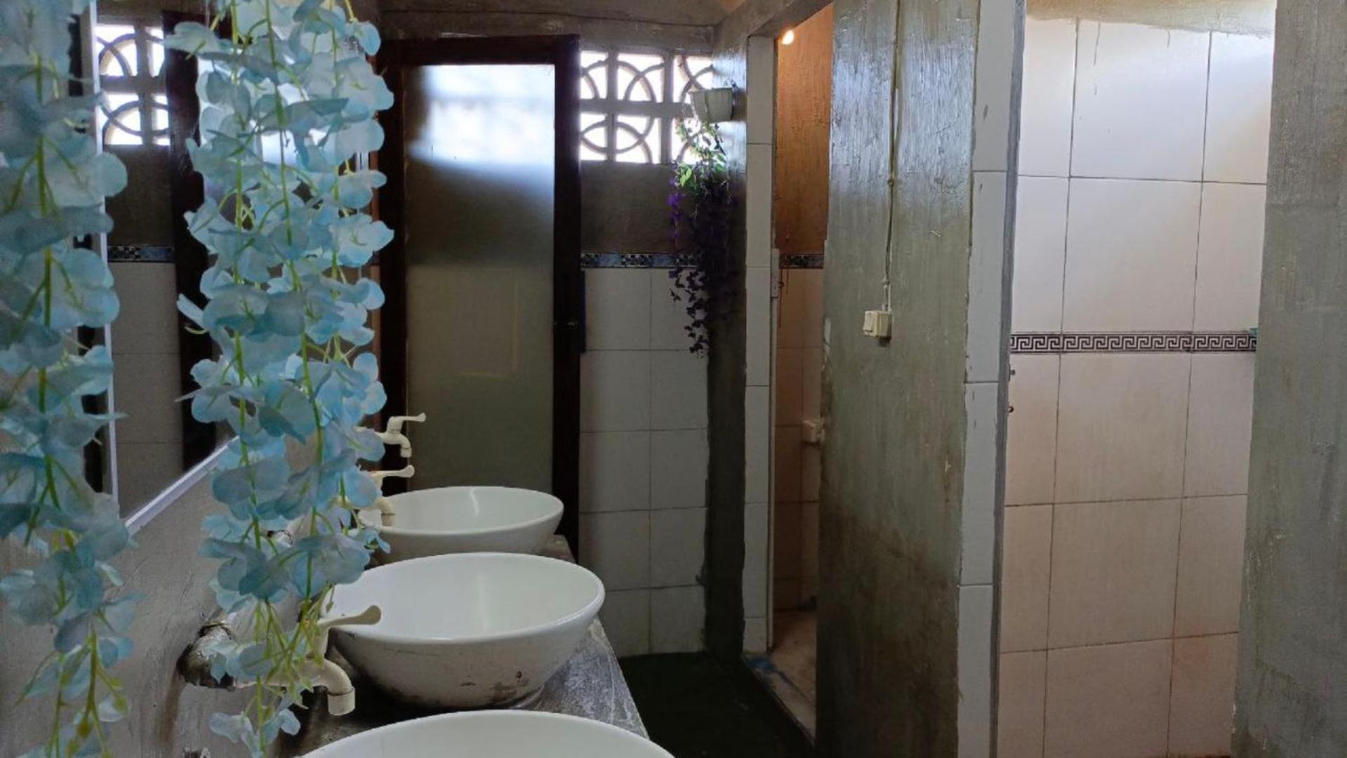 Triple Room with Shared Bathroom photo 3